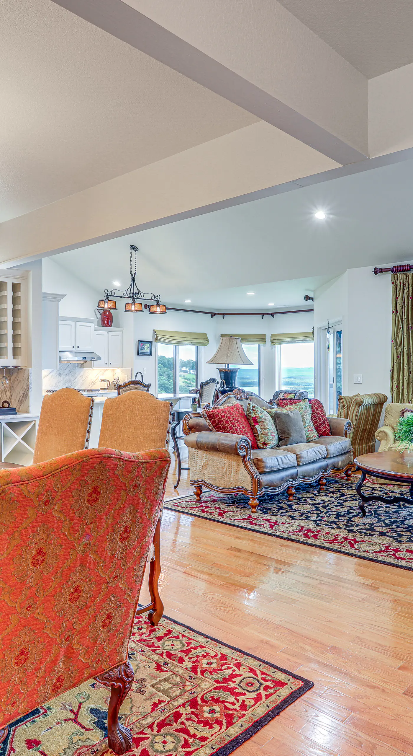 Luxe Home w/ Panoramic Greers Ferry Lake Views