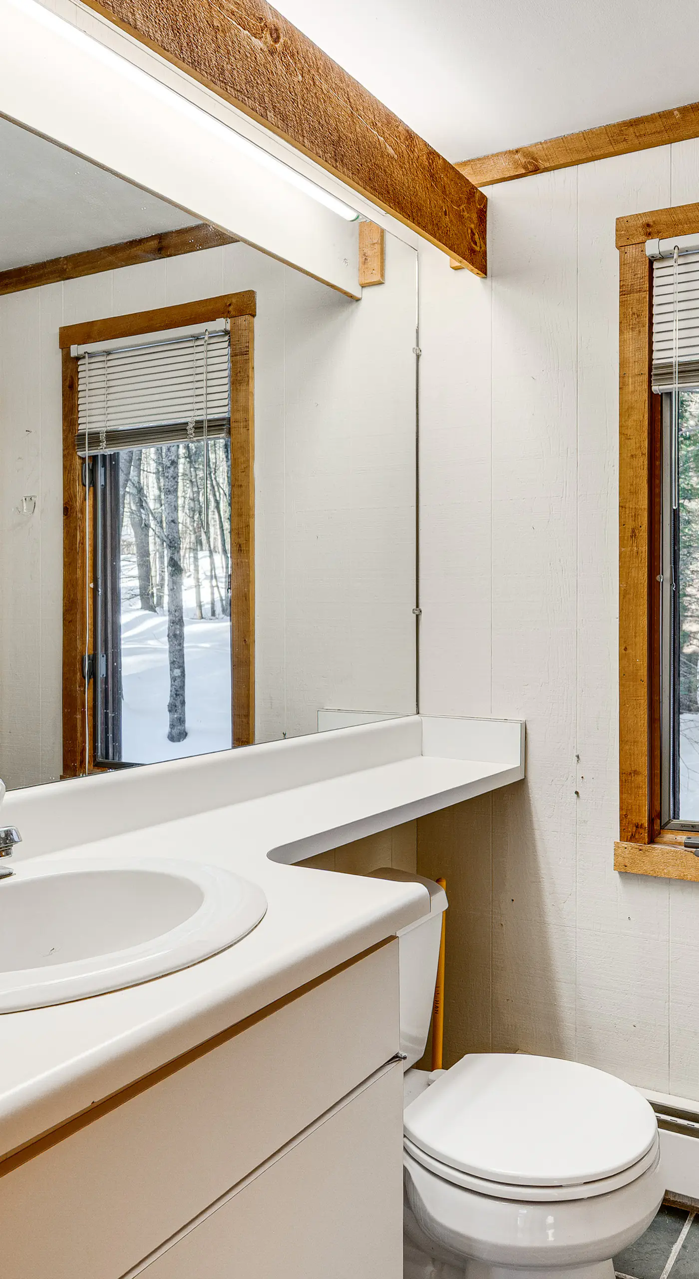 Resort-Style Community! Quechee Chalet w/ Deck