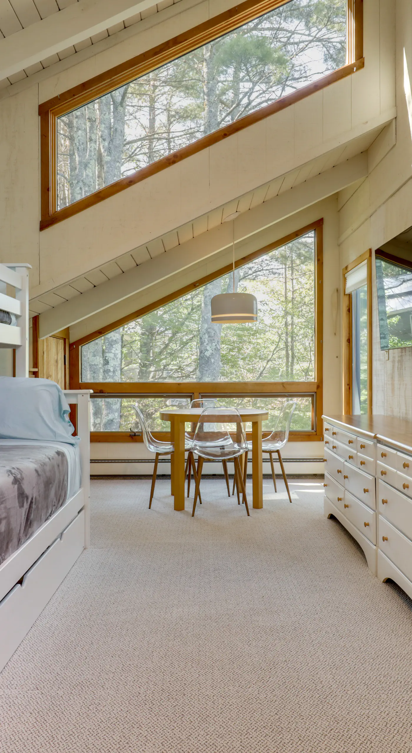 Resort-Style Community! Quechee Chalet w/ Deck