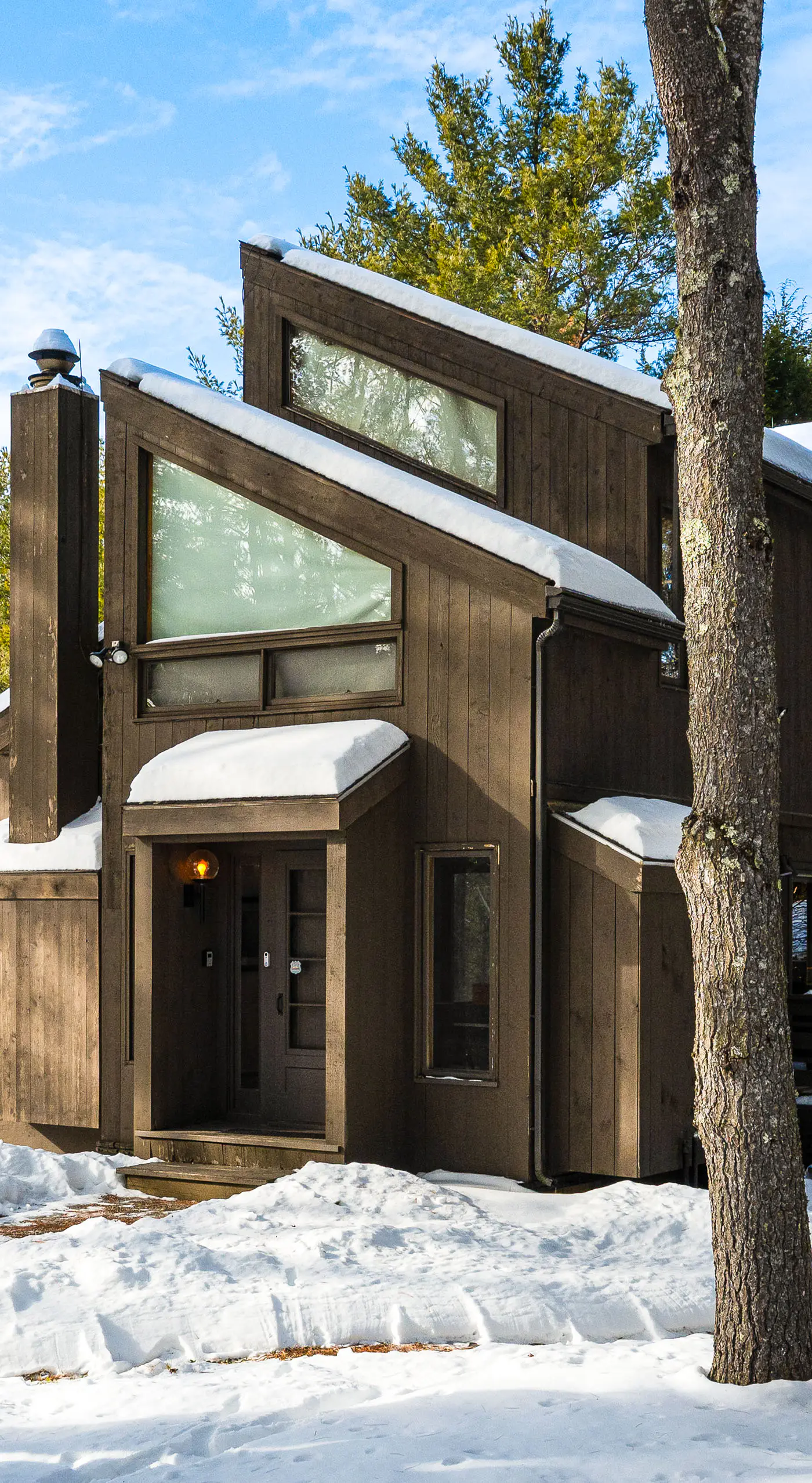 Resort-Style Community! Quechee Chalet w/ Deck