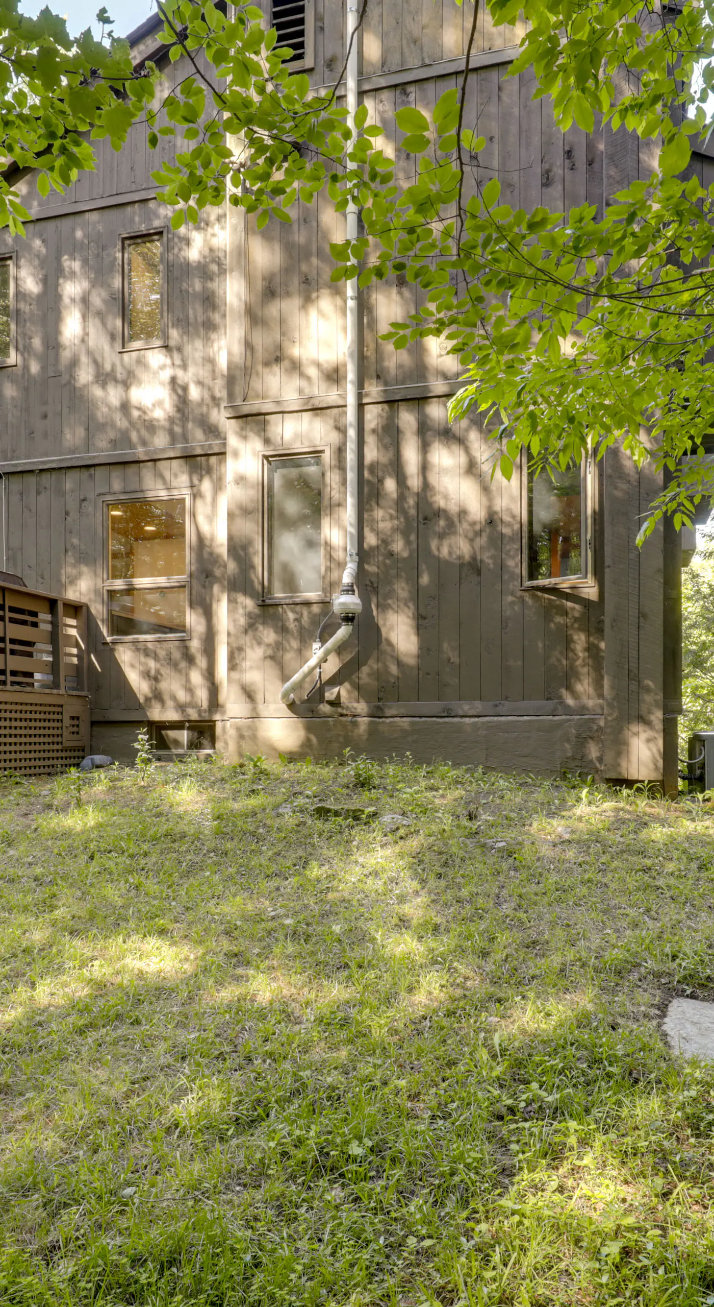 Resort-Style Community! Quechee Chalet w/ Deck
