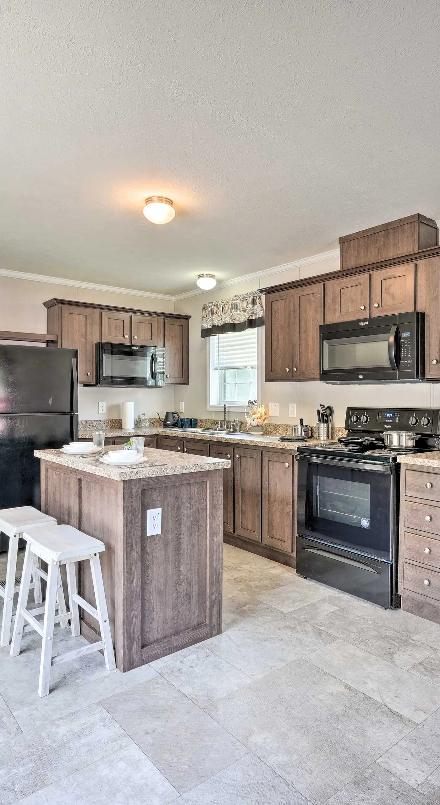 Cassopolis Cabin w/ Lake & Fishing Access!
