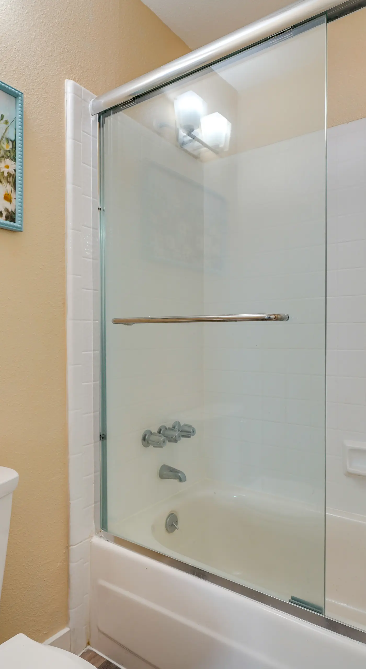 1 Block to Dtwn Pleasanton: Condo w/ Pool Access