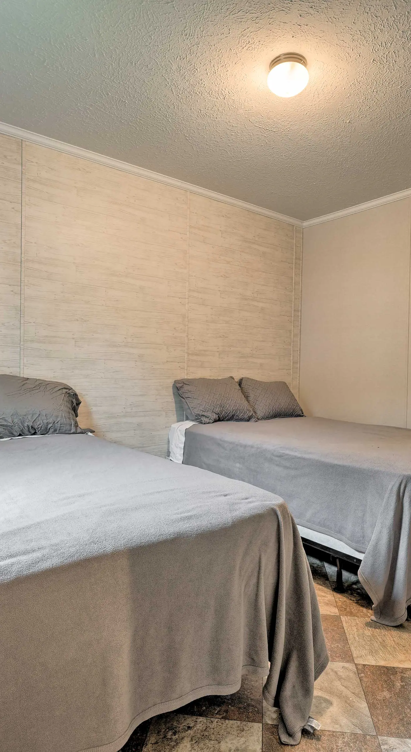 Pet-Friendly Cassopolis Escape w/ Lake Access