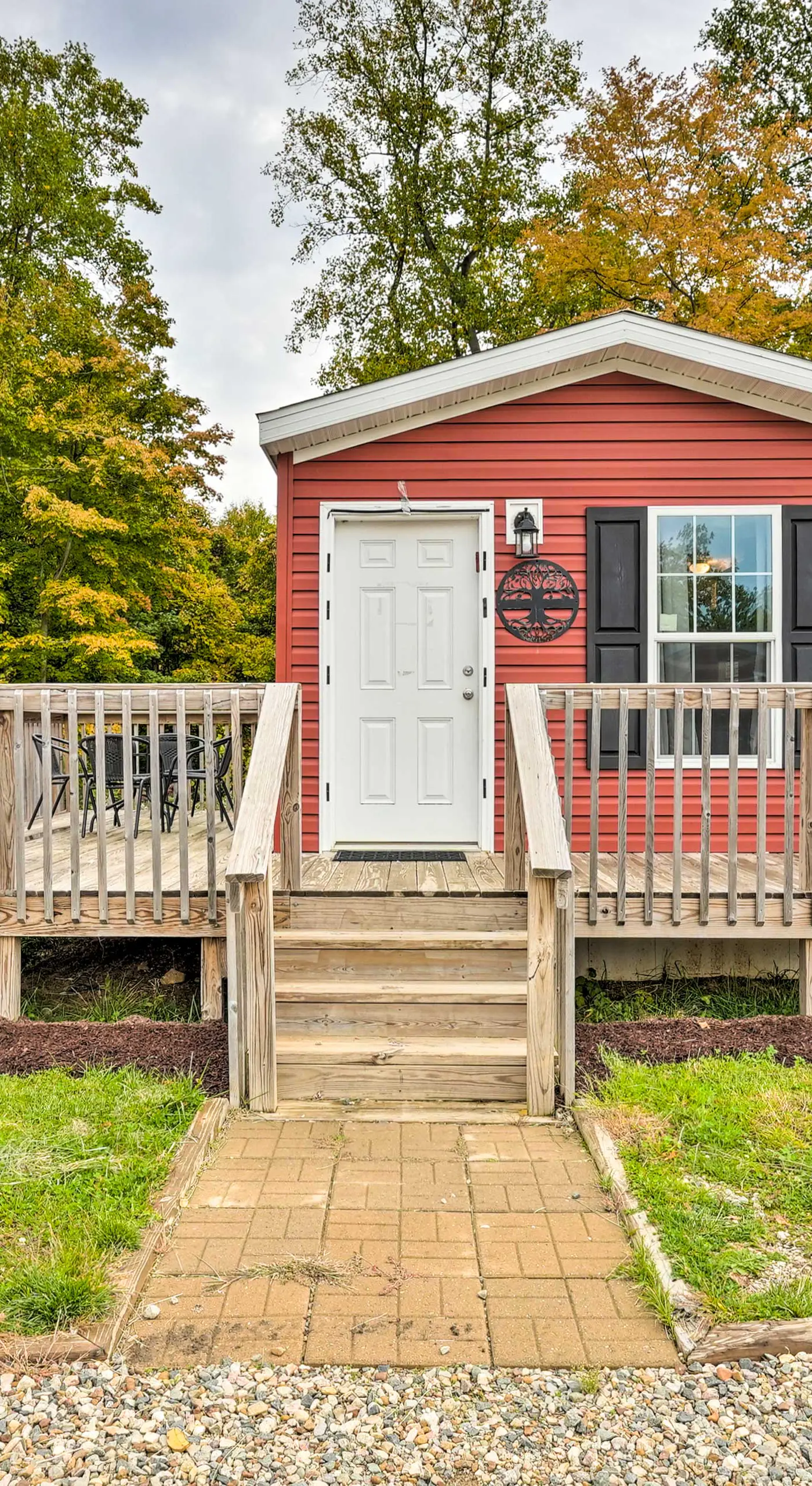 Pet-Friendly Cassopolis Escape w/ Lake Access