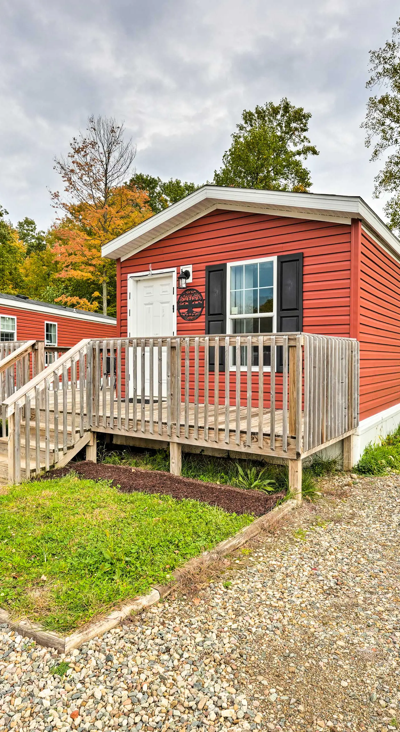 Pet-Friendly Cassopolis Escape w/ Lake Access