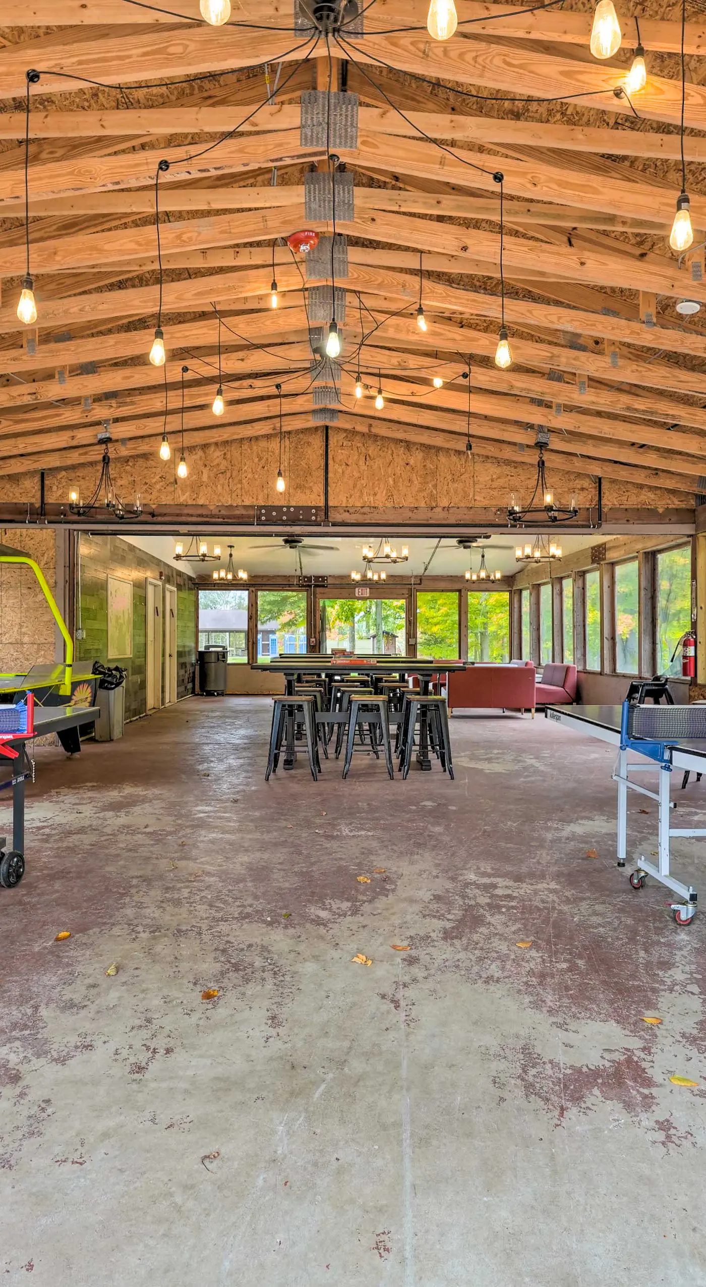 Pet-Friendly Cassopolis Escape w/ Lake Access