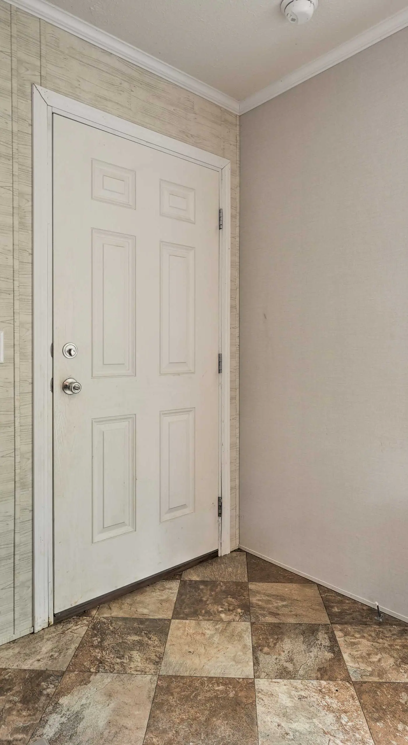 Pet-Friendly Cassopolis Escape w/ Lake Access