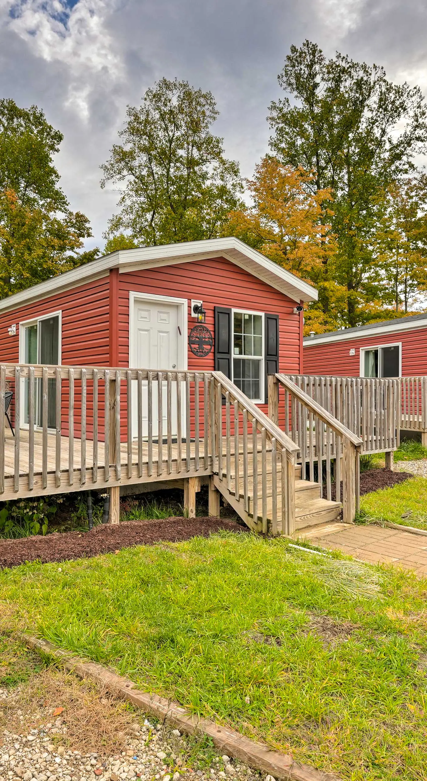 Cassopolis Cabin, Private Deck & Lake Access!
