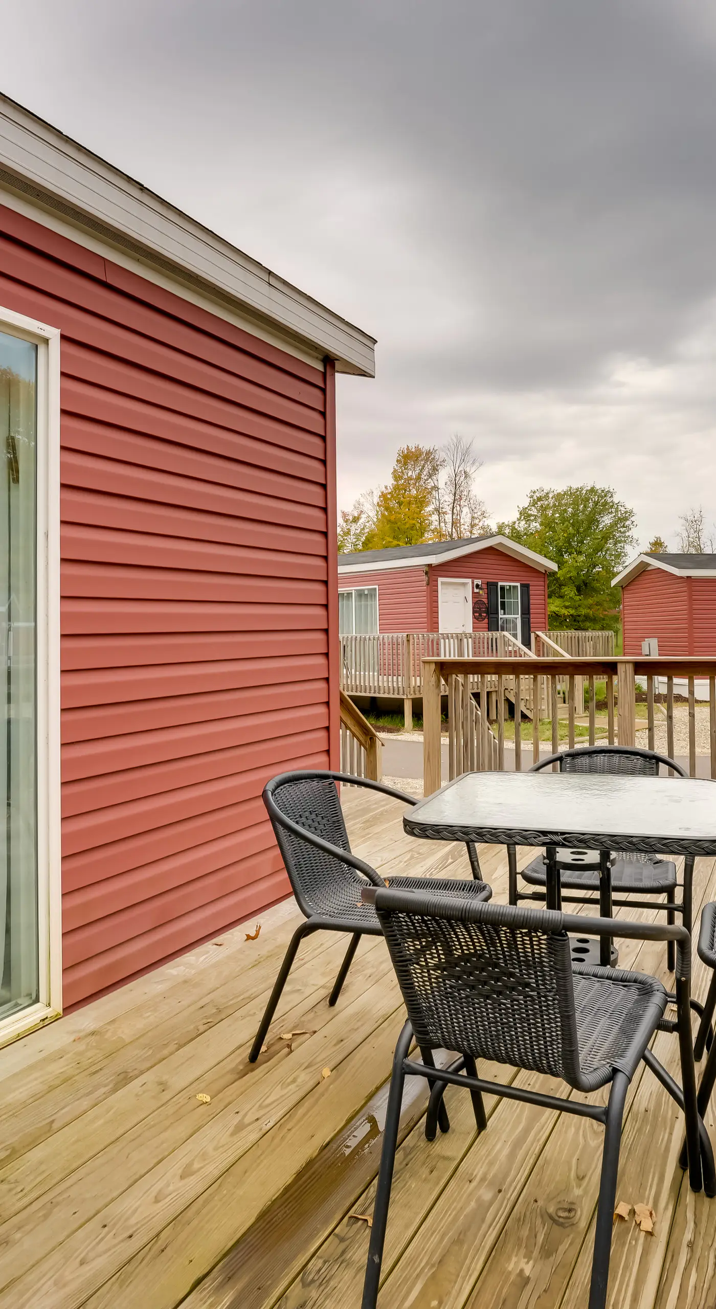 Cozy Cabin: Community Pool & Lakefront Beach!