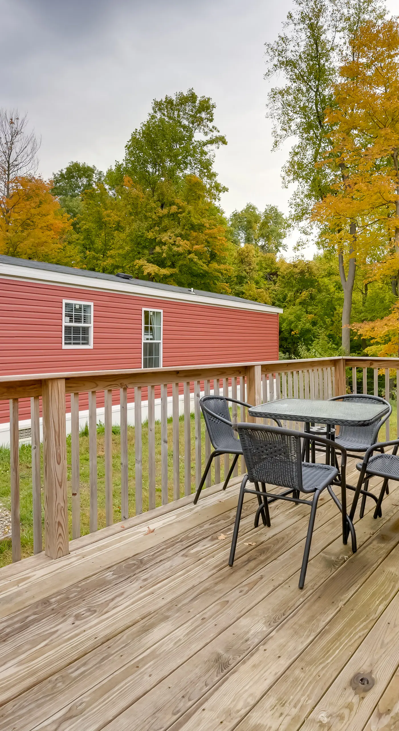Cozy Cabin: Community Pool & Lakefront Beach!