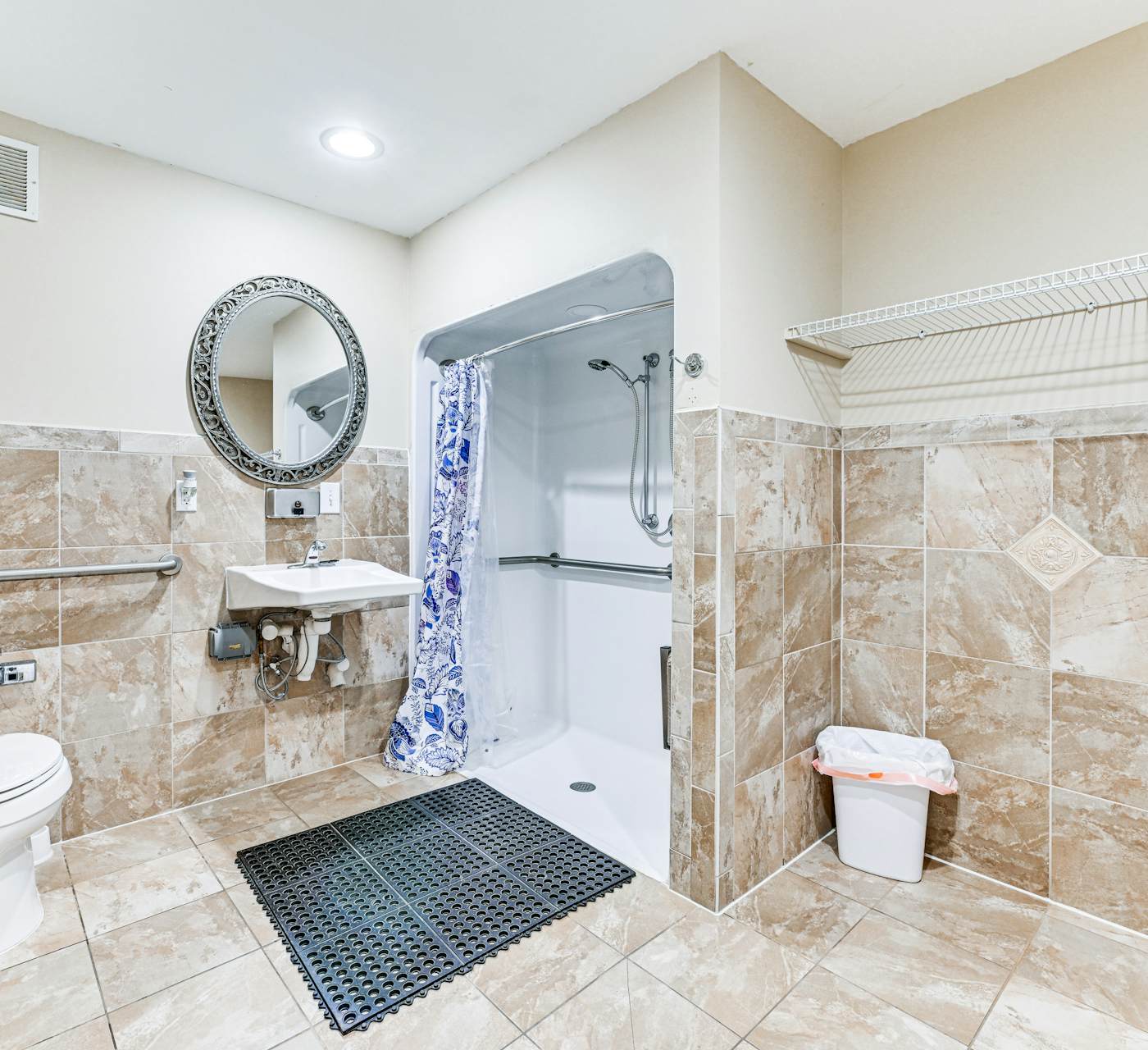 Community Perks + Views: Cozy Lake Norman Cottage