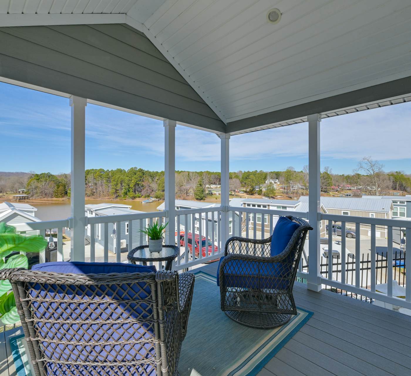 Boat & Fish: Waterfront Gem in Sherrills Ford!