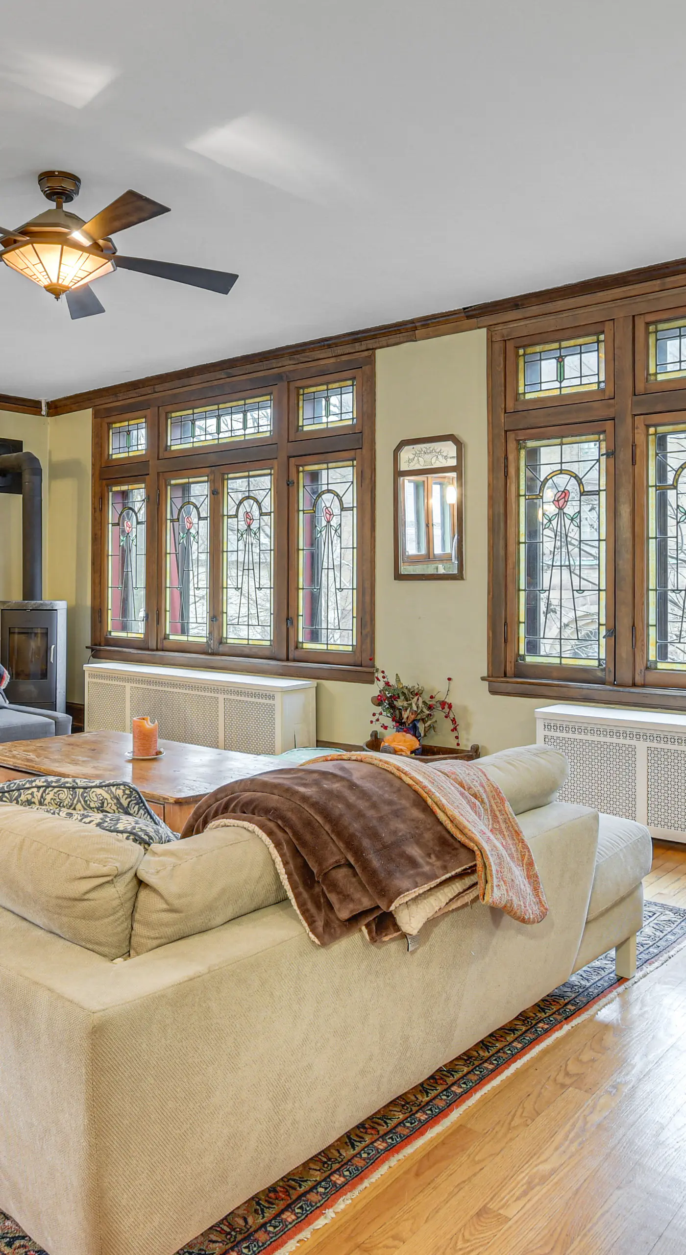 Historic 1930s Retreat! Walk to Wicker Park