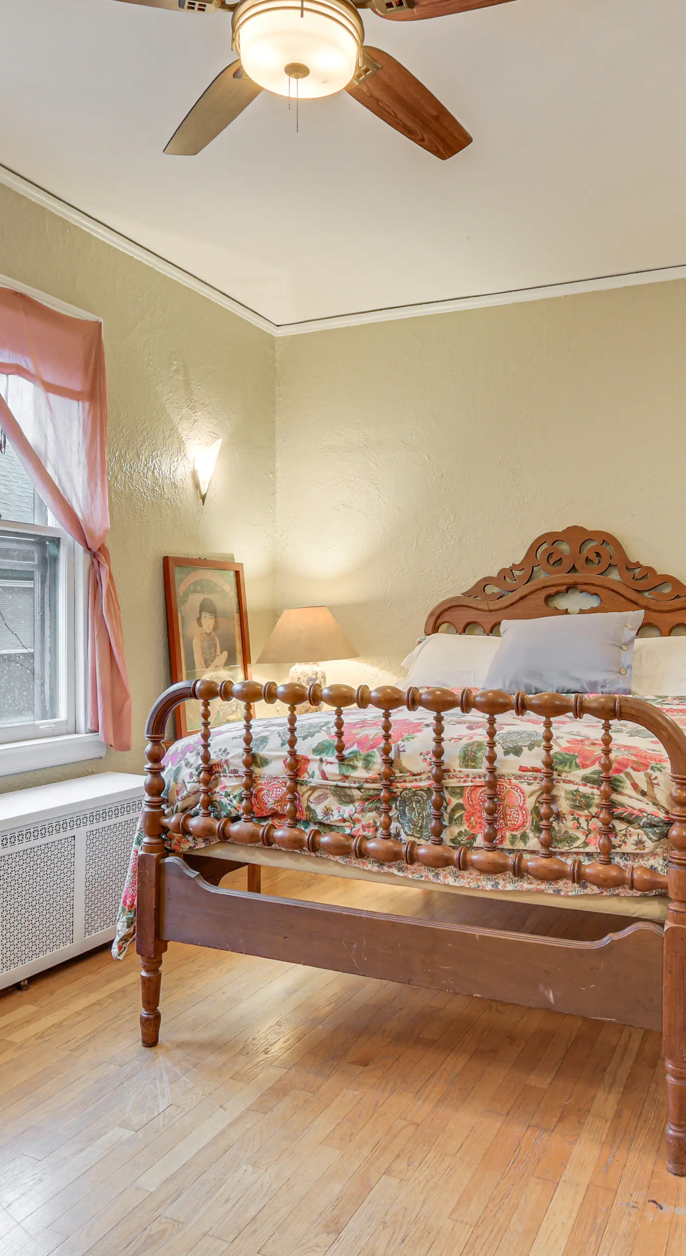 Historic 1930s Retreat! Walk to Wicker Park