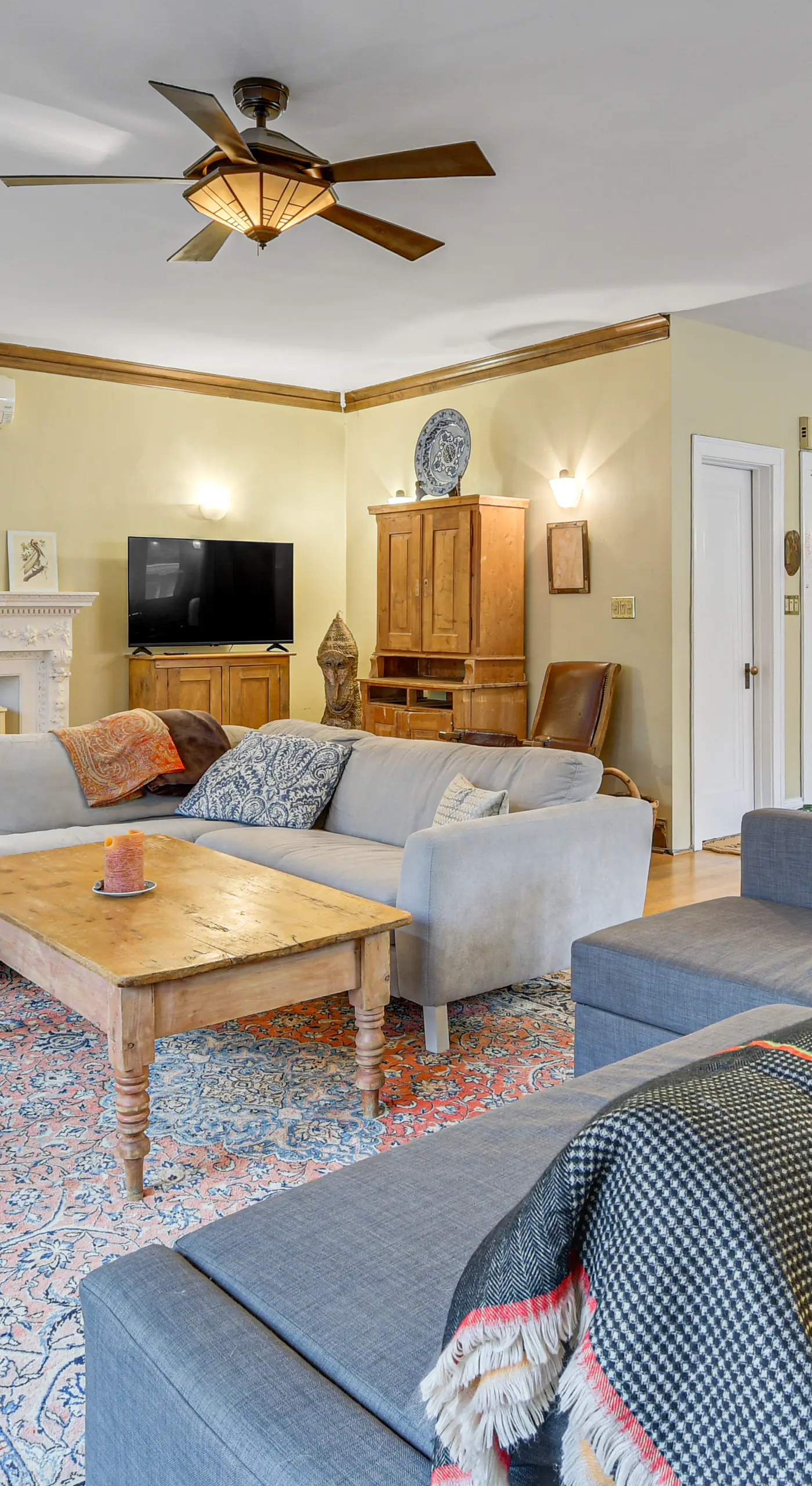 Historic 1930s Retreat! Walk to Wicker Park