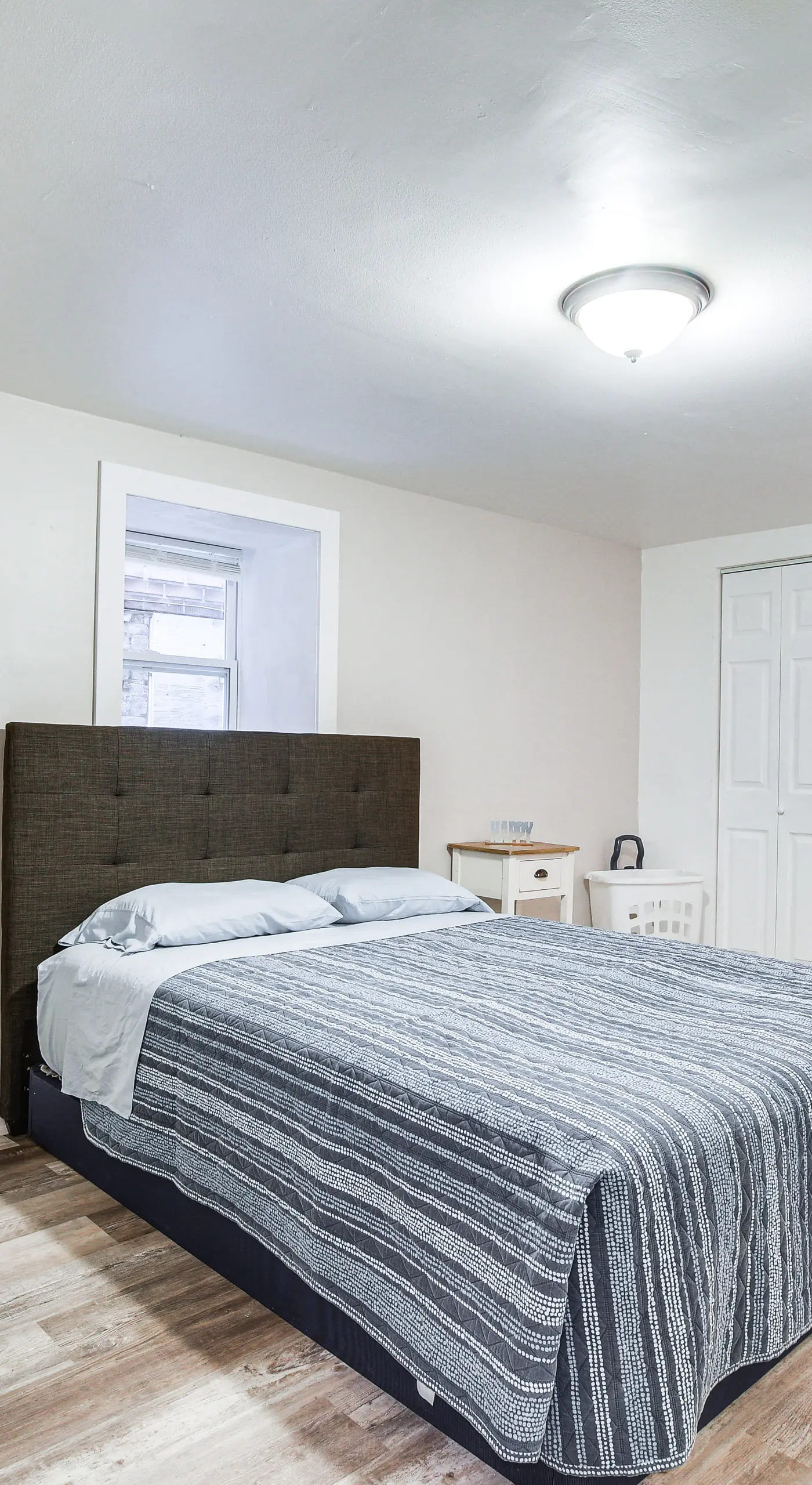 Dog-Friendly Apt w/ Yard: 10 Mi to Downtown