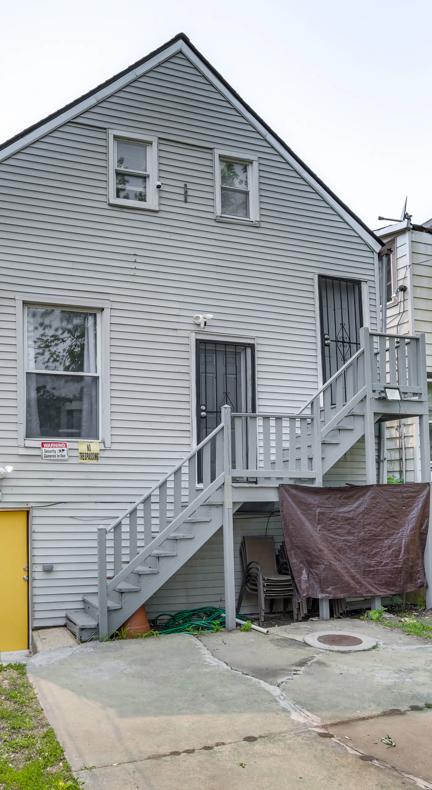 Dog-Friendly Apt w/ Yard: 10 Mi to Downtown