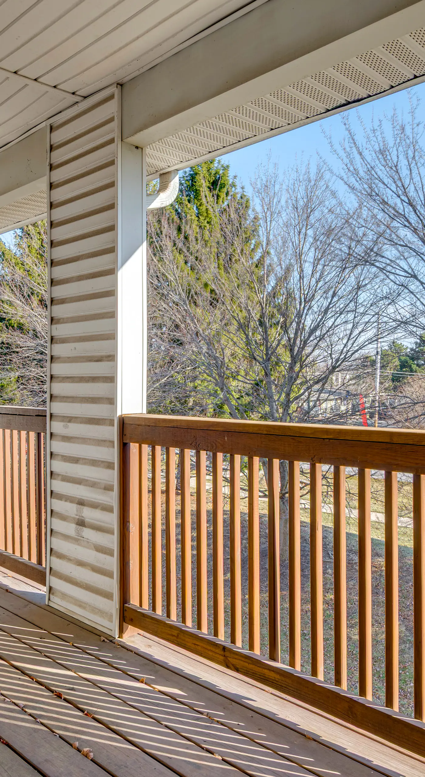 Quiet + Convenient! 2-Story Townhouse in NW Indy