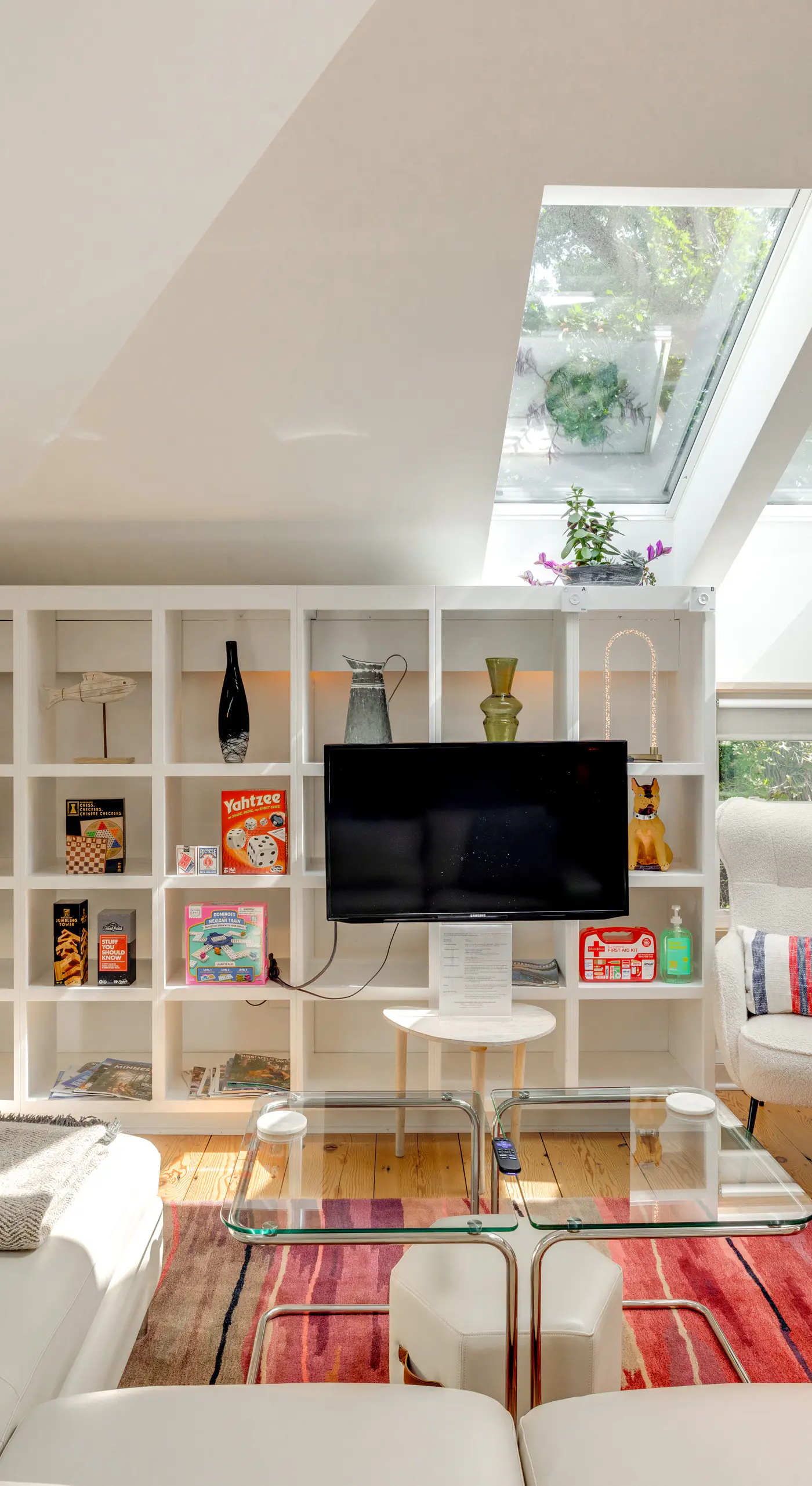 Pet-Friendly Minneapolis Studio: Walk to Lake!