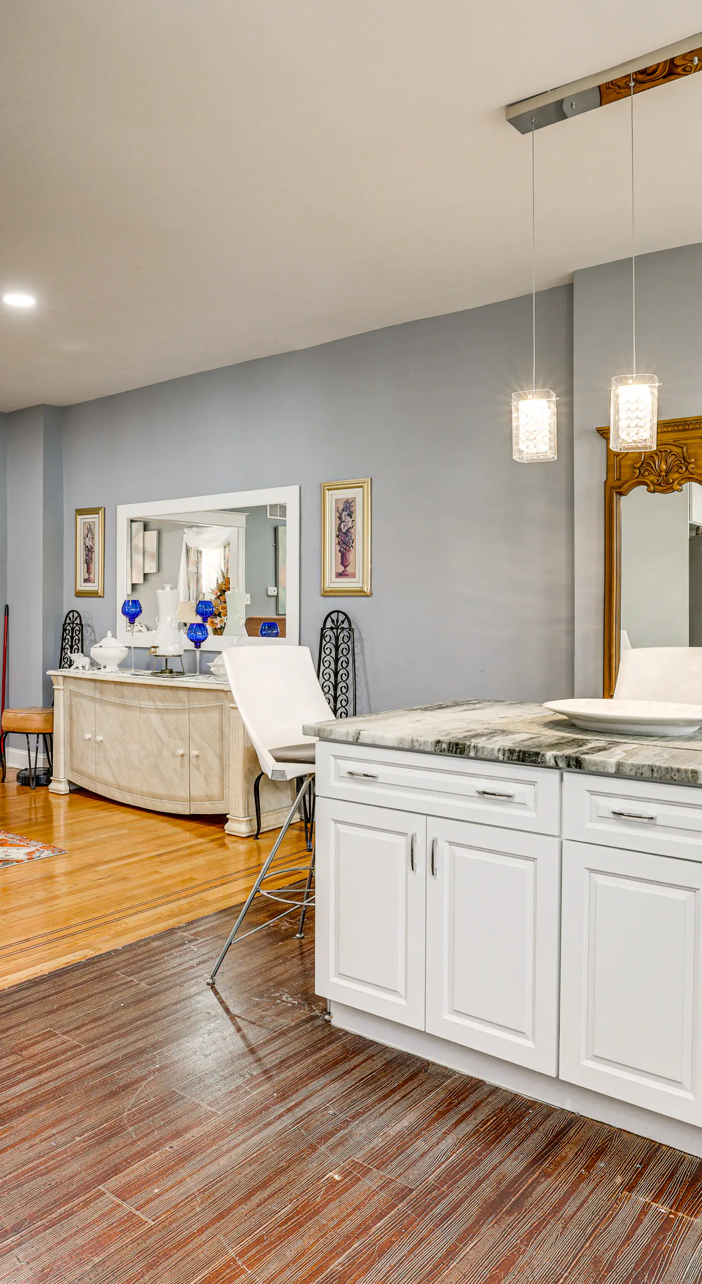 Pet-Friendly Philly Area HQ Near Lincoln Financial
