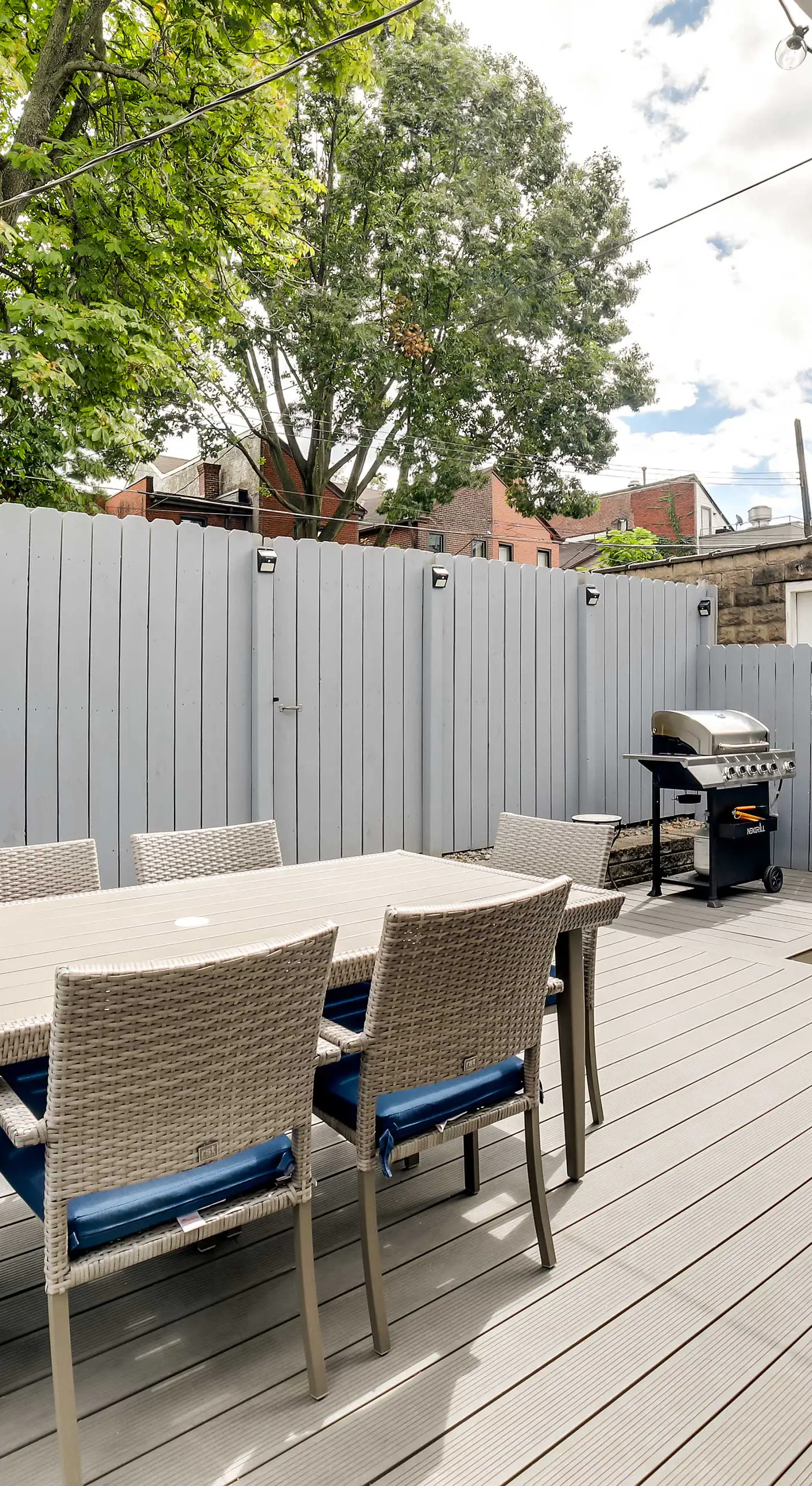 Walk to Walnut St: ‘Shadyside House’ w/ Deck