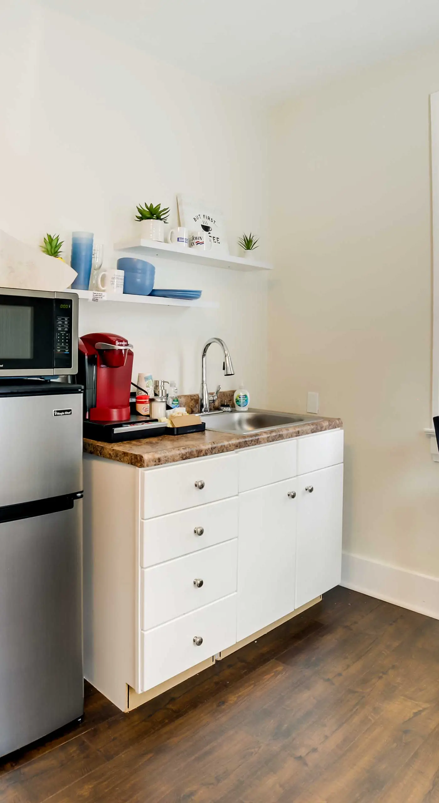 Walk to Walnut St: Pet-Friendly Pittsburgh Home!