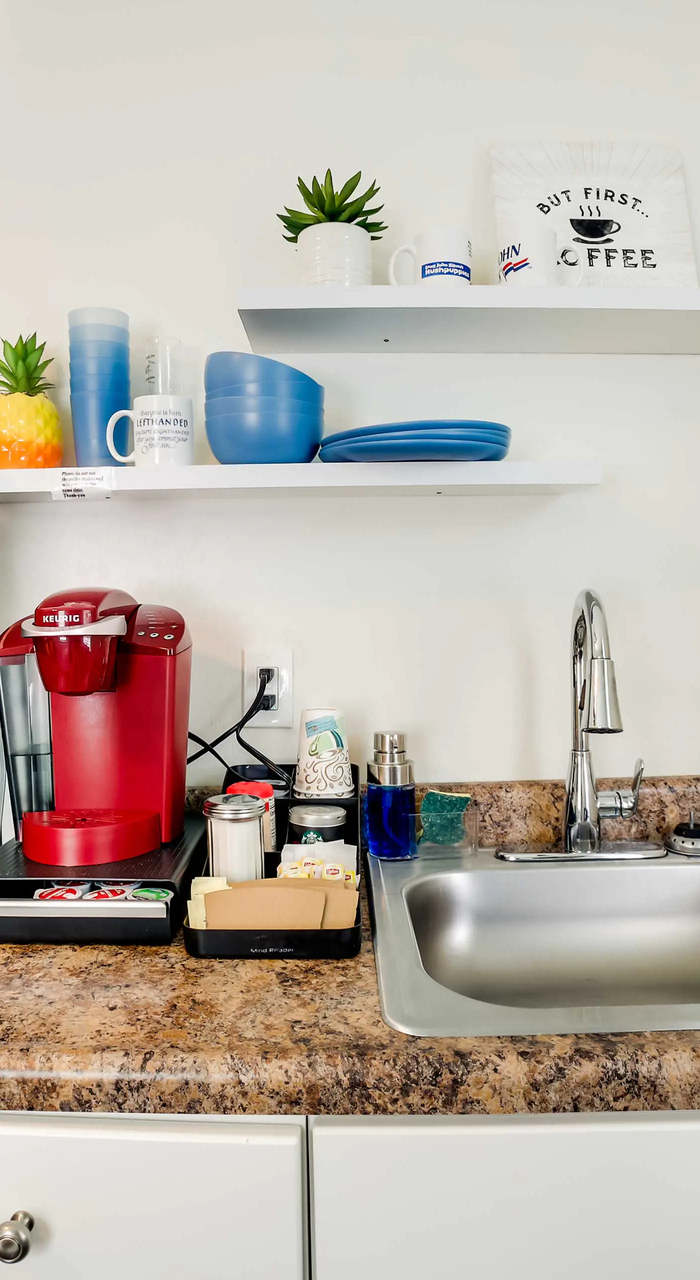 Walk to Walnut St: Pet-Friendly Pittsburgh Home!