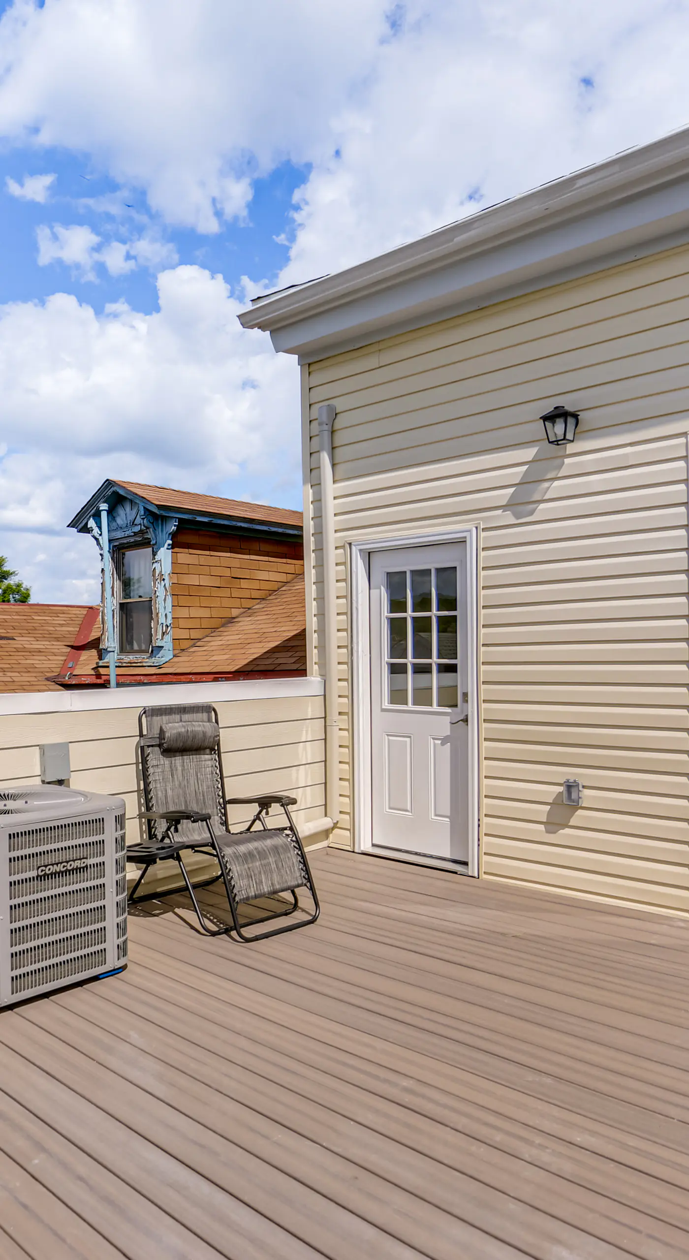 Pittsburgh Home w/ Skyline Views: Walk to Stadium!