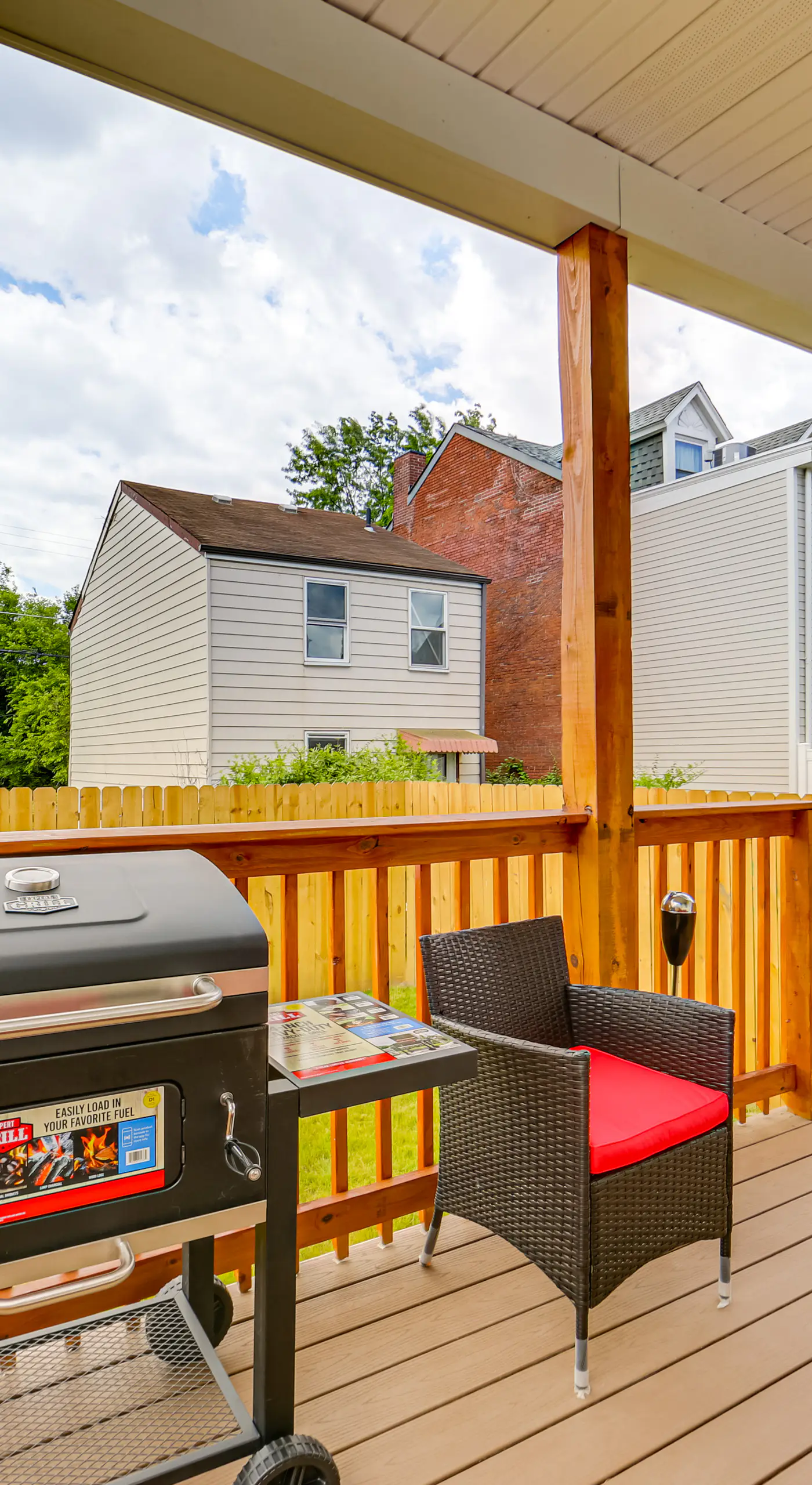 Pittsburgh Home w/ Skyline Views: Walk to Stadium!