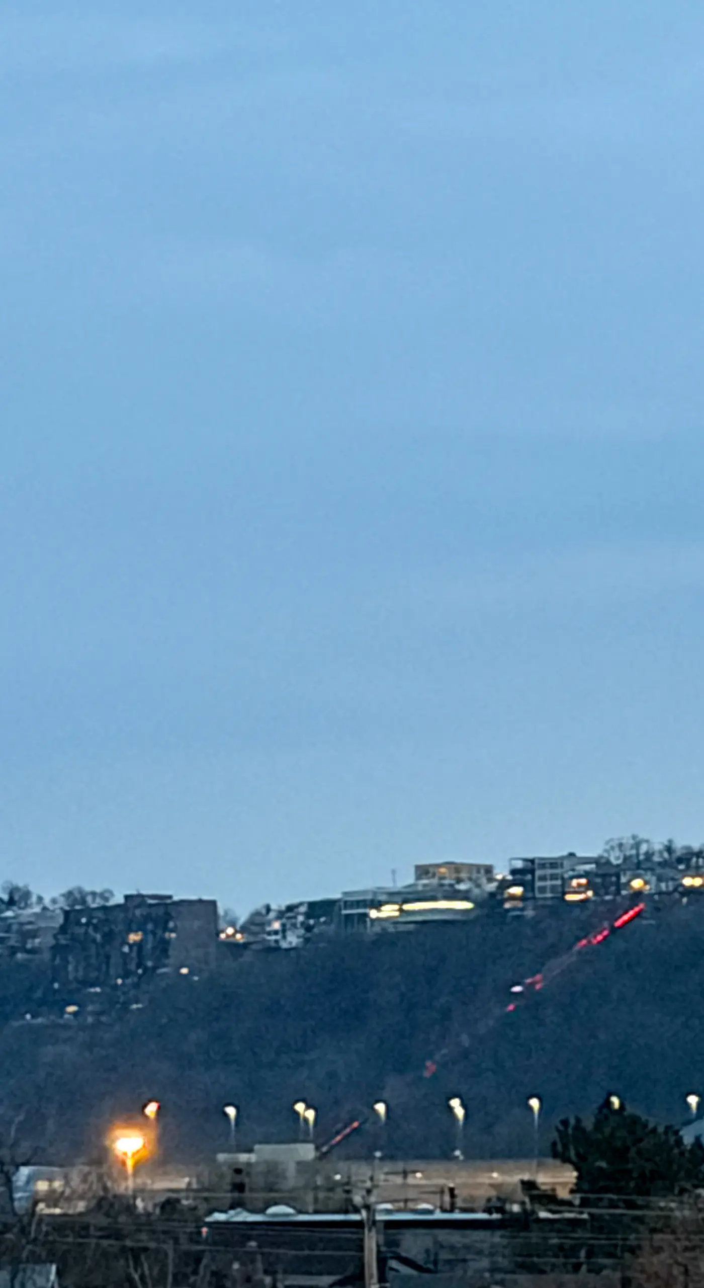Pittsburgh Home w/ Skyline Views: Walk to Stadium!