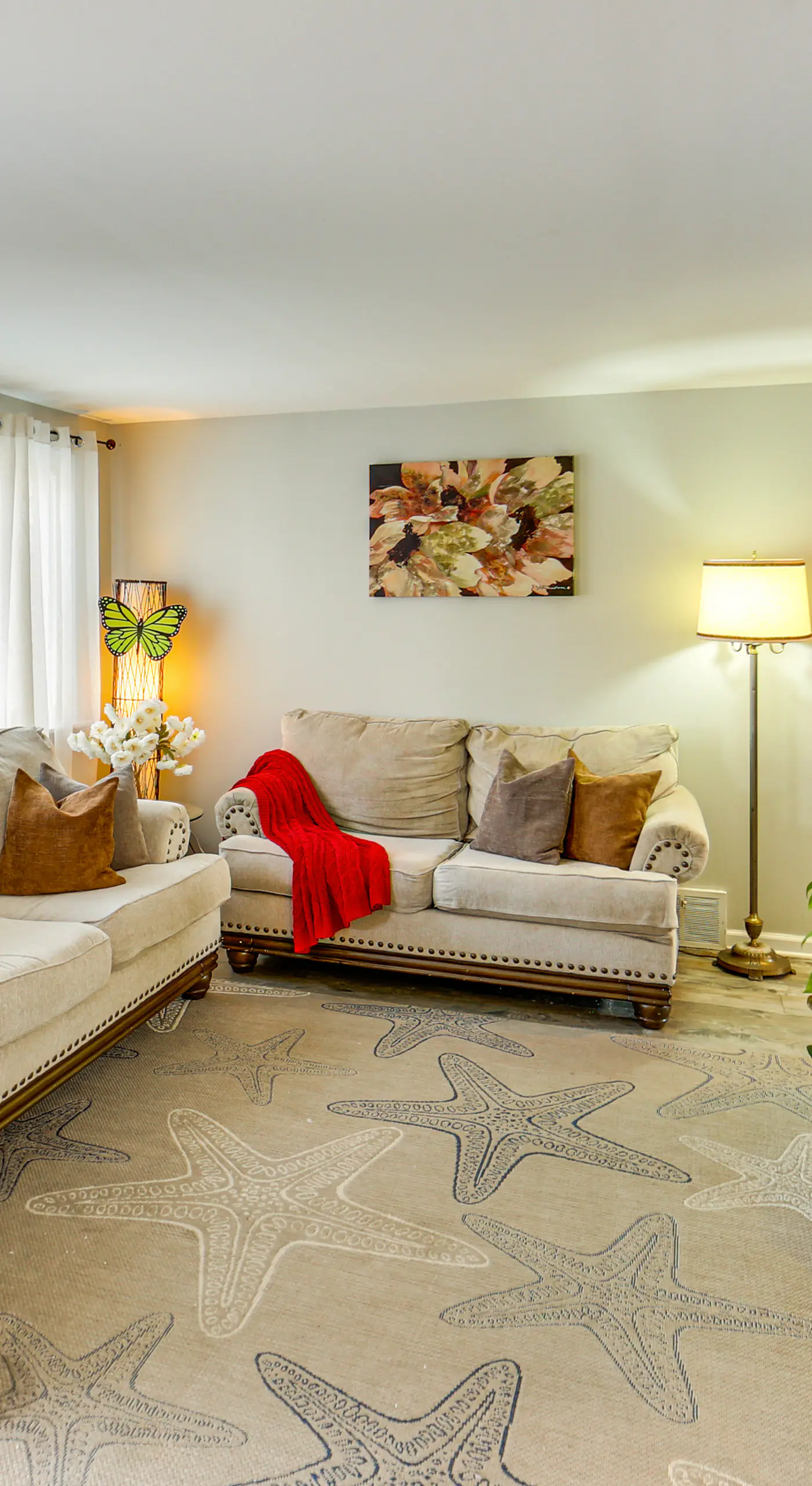 Pet Friendly, Private! Multi-Level Brookline Home