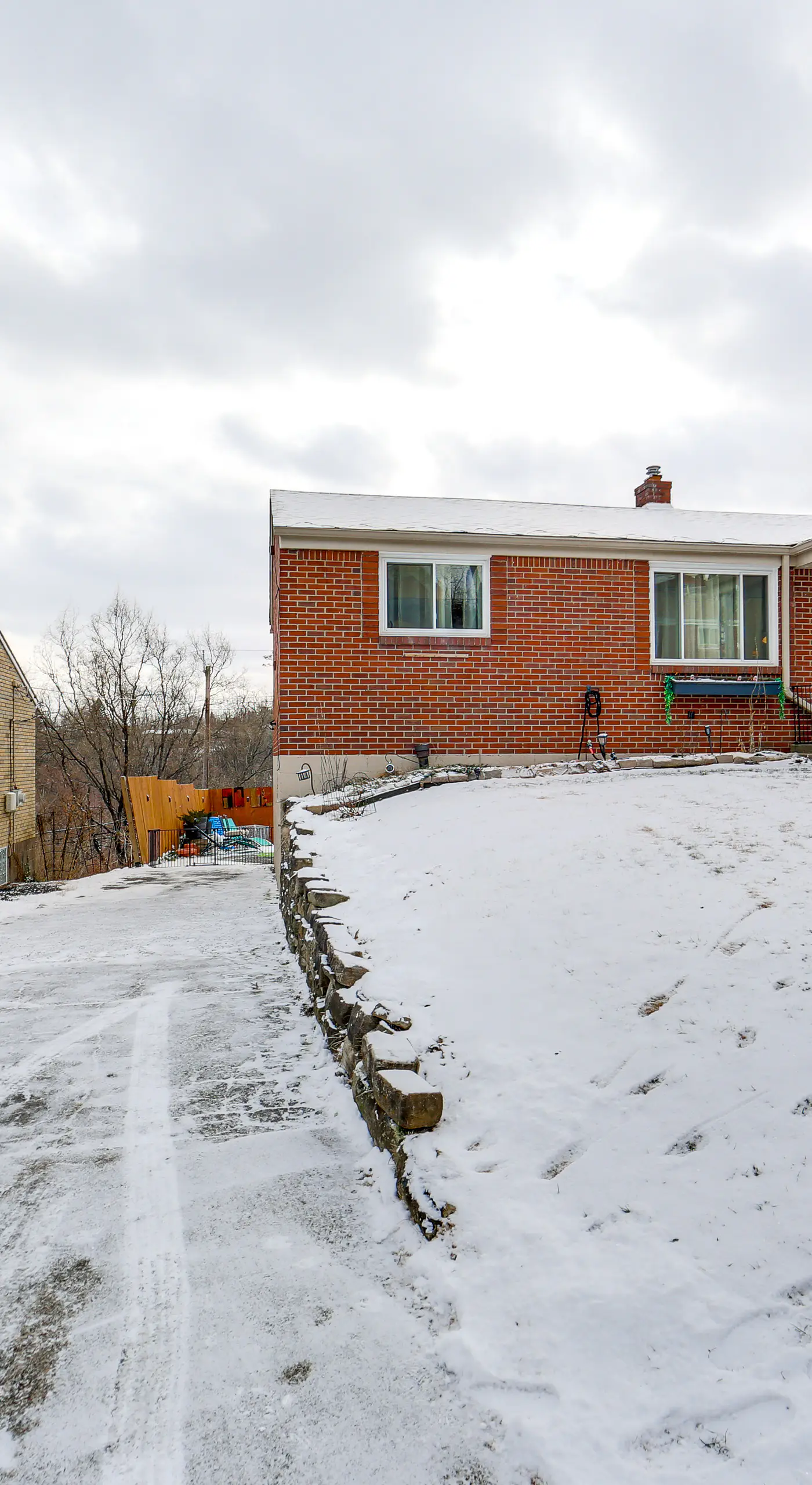 Pet Friendly, Private! Multi-Level Brookline Home