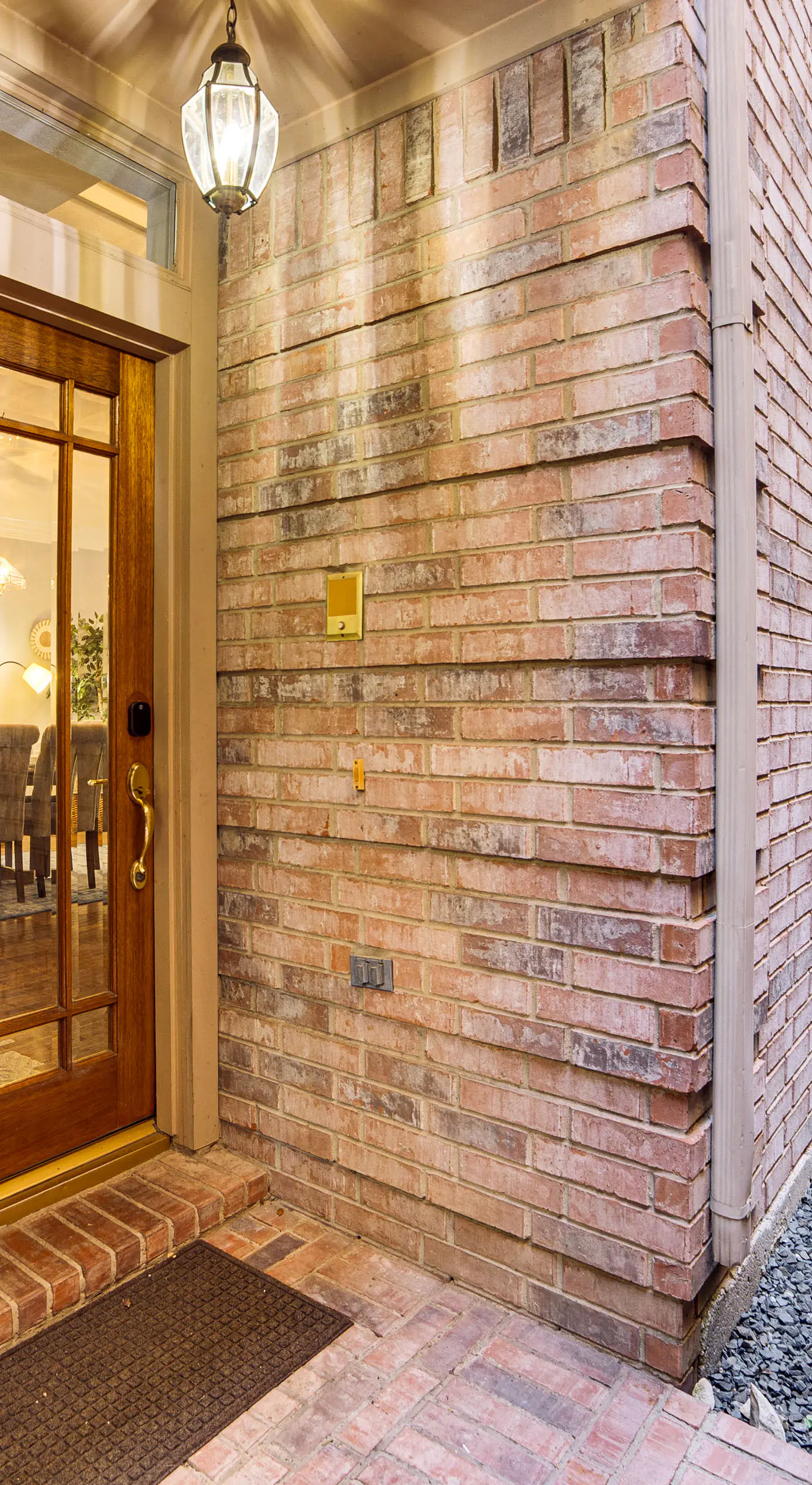 Uptown Dallas Group Getaway Near Art, Eats & More!