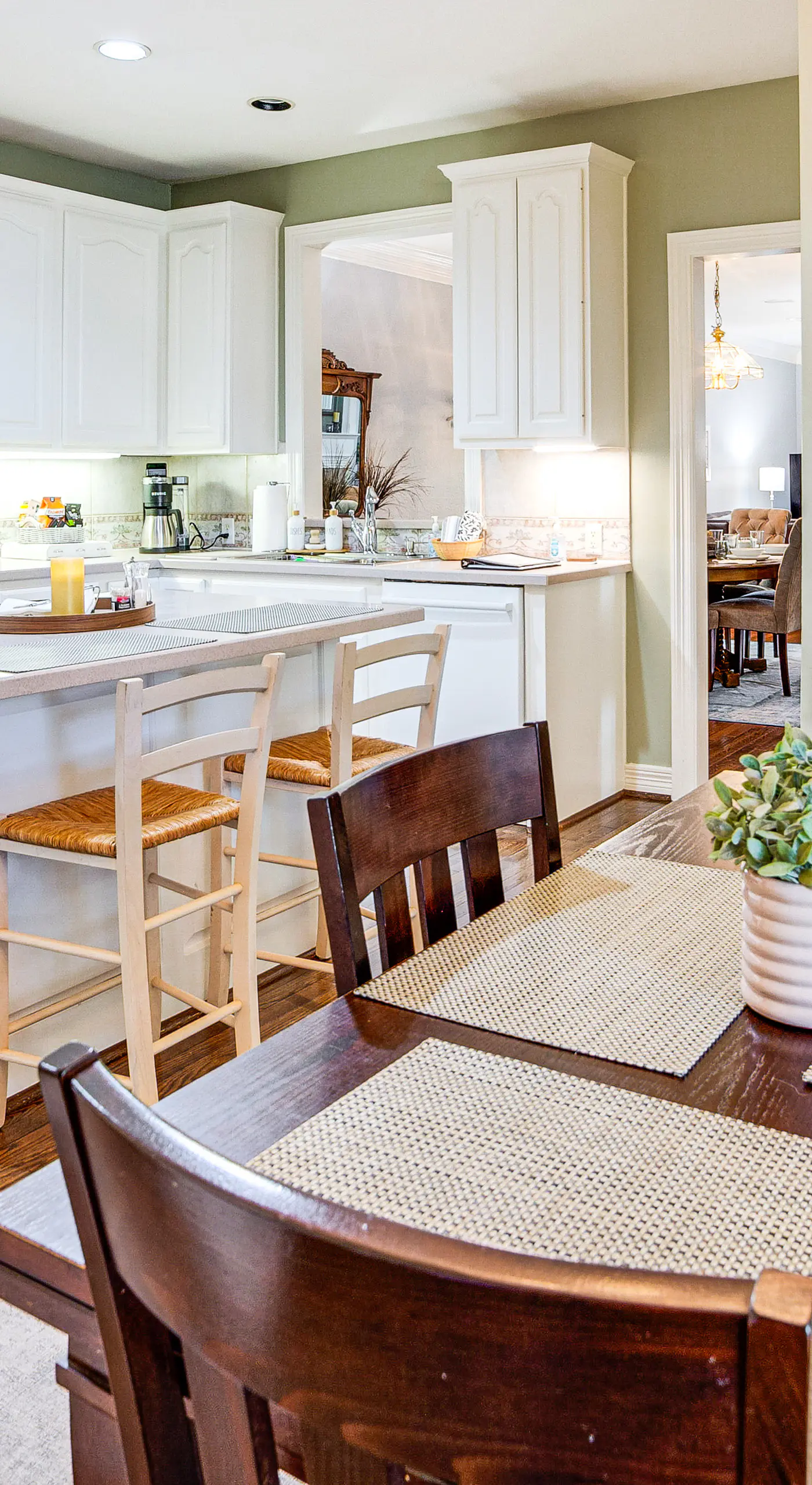 Uptown Dallas Group Getaway Near Art, Eats & More!