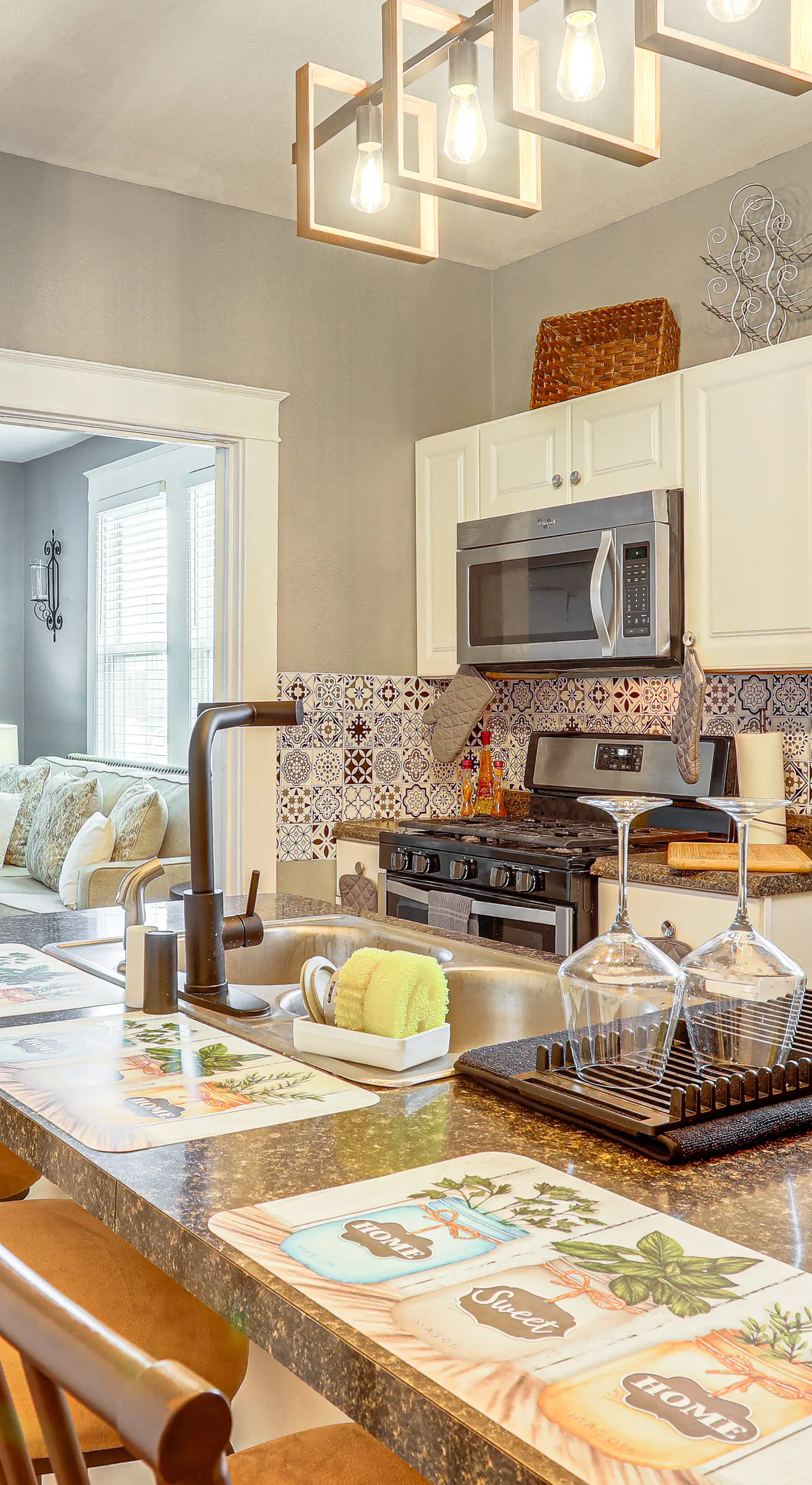 3 Mi to French Quarter: Retreat w/ Private Yard