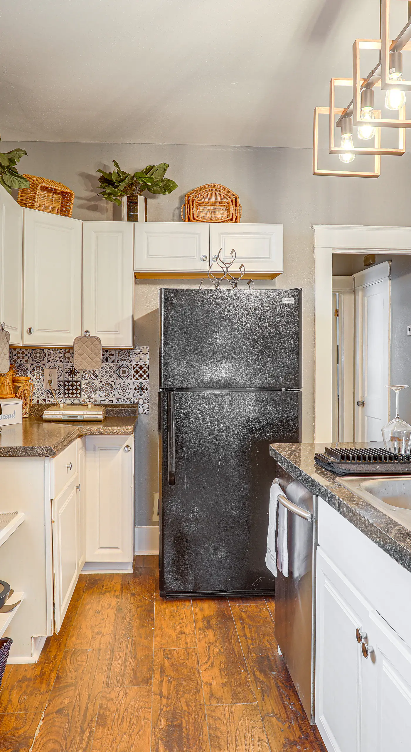 3 Mi to French Quarter: Retreat w/ Private Yard