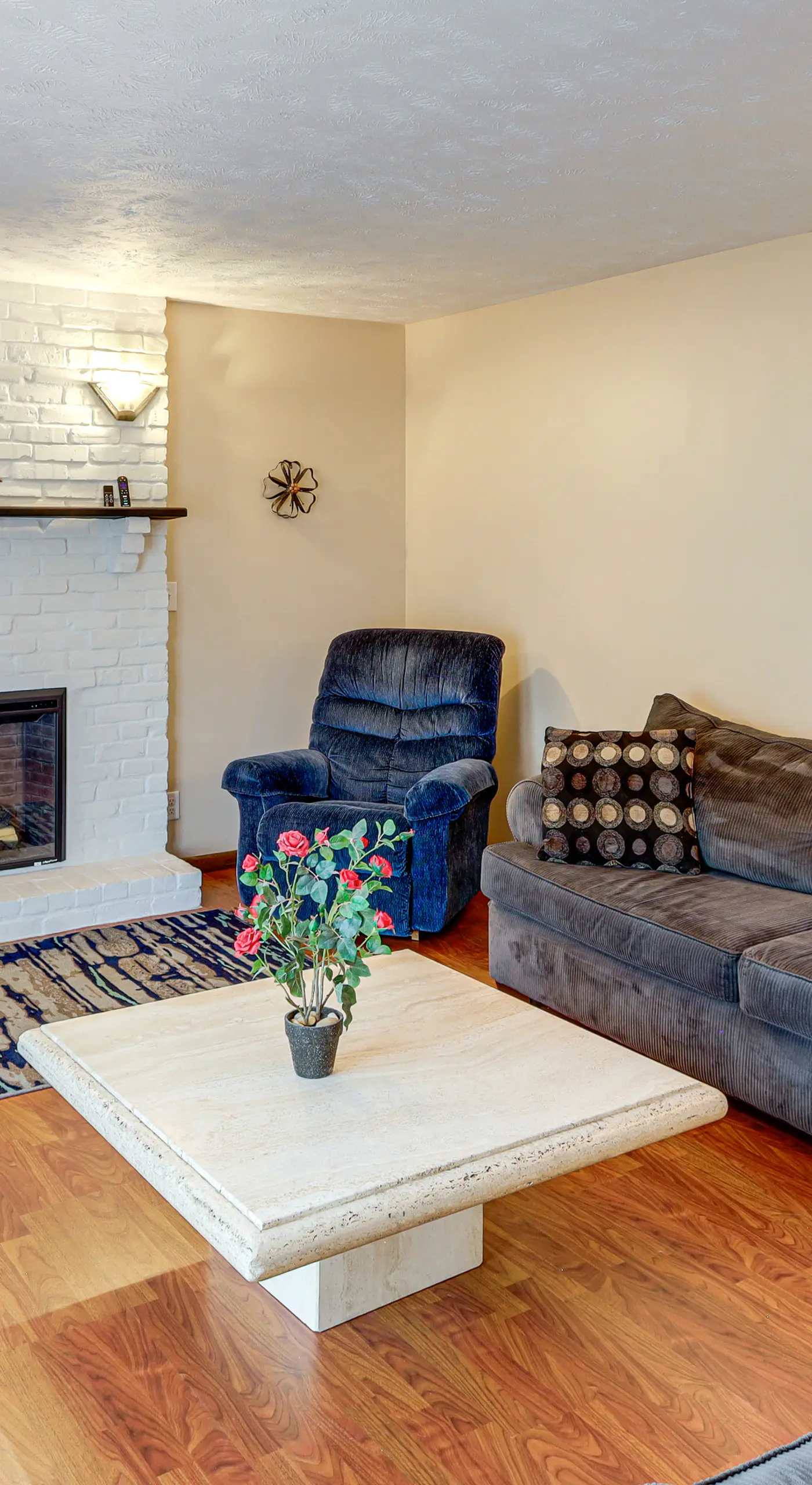 Bring the Family! Suburban Home w/ Yard in Omaha