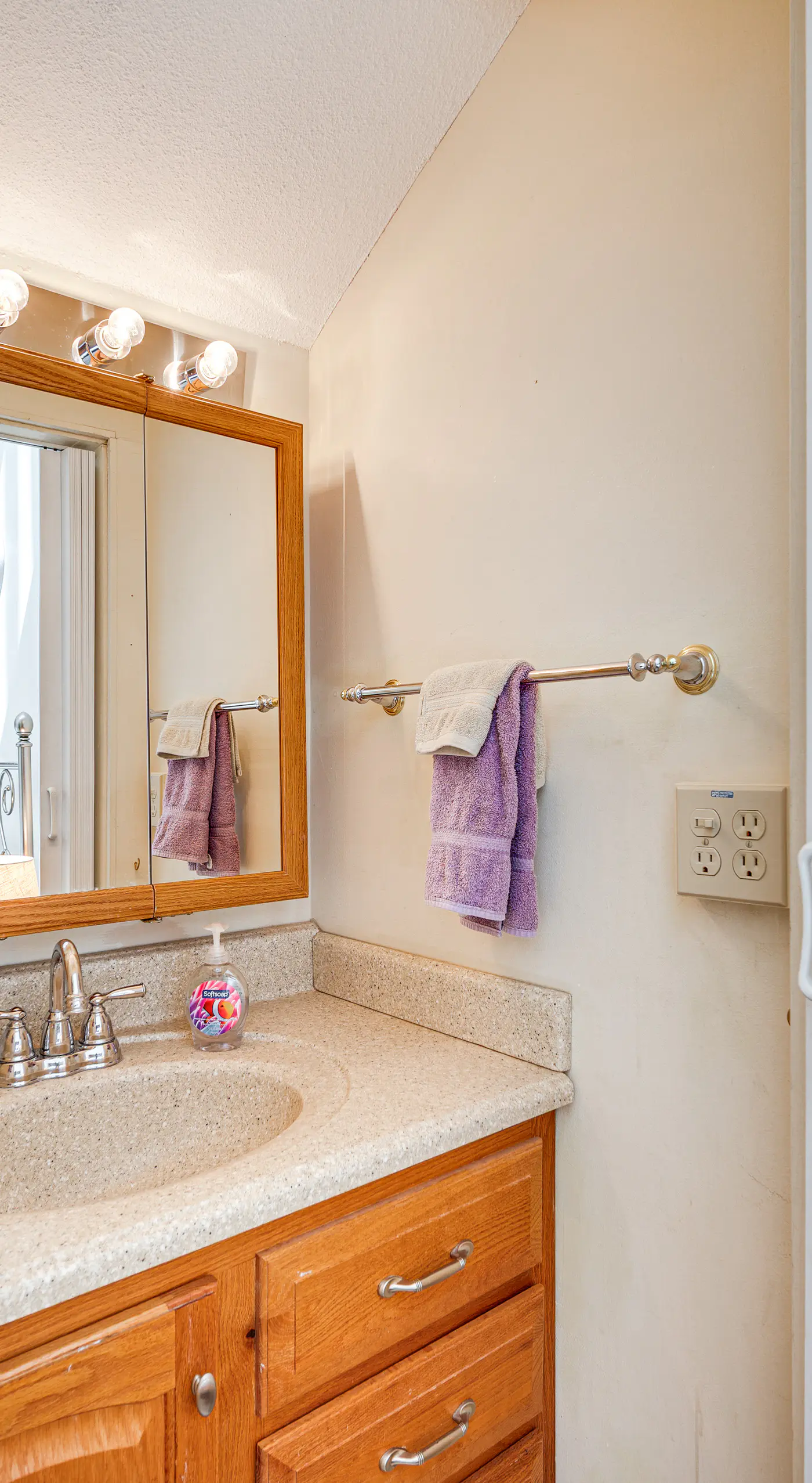Mountain Resort Condo with King Bed Suite