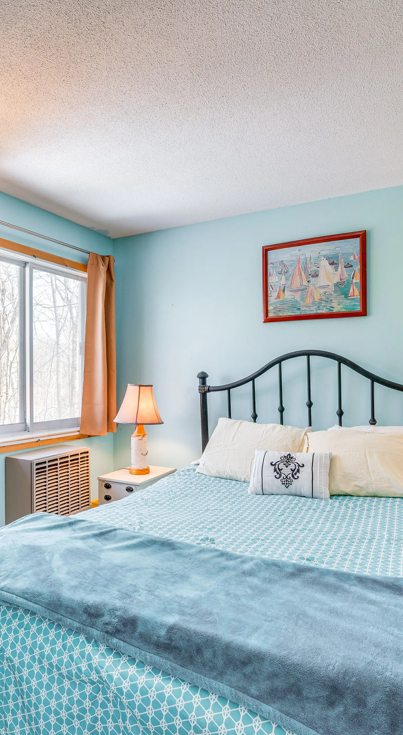 Mountain Resort Condo with King Bed Suite