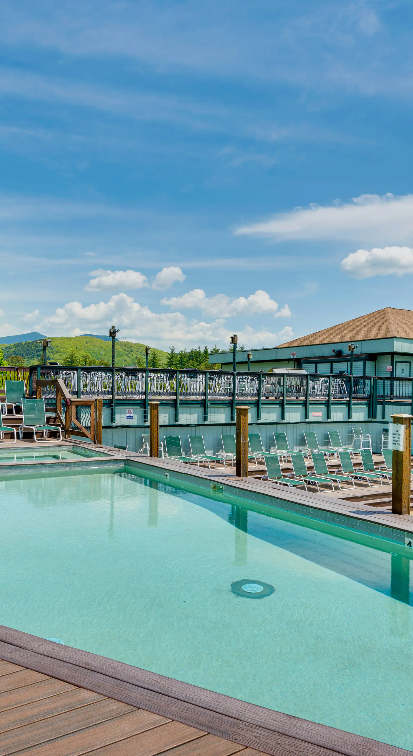 Mountain Resort Condo with King Bed Suite