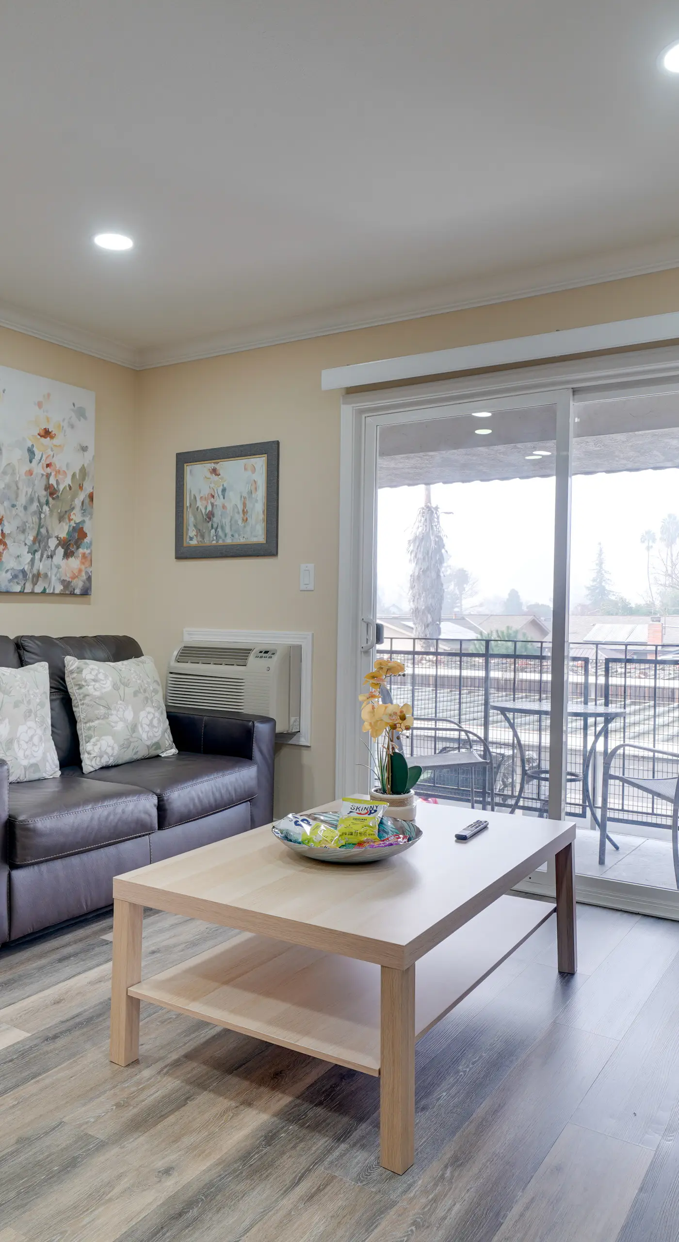 Sip, Golf & Explore: Pleasanton Retreat!