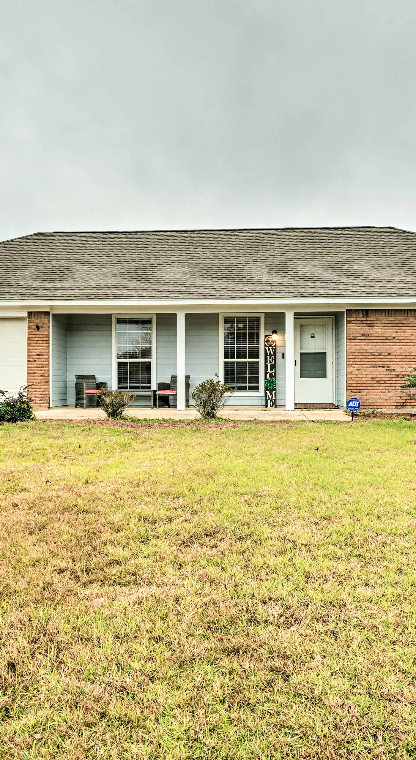 Ocean Springs Home w/ Sunroom ~ 5 Mi to Beach