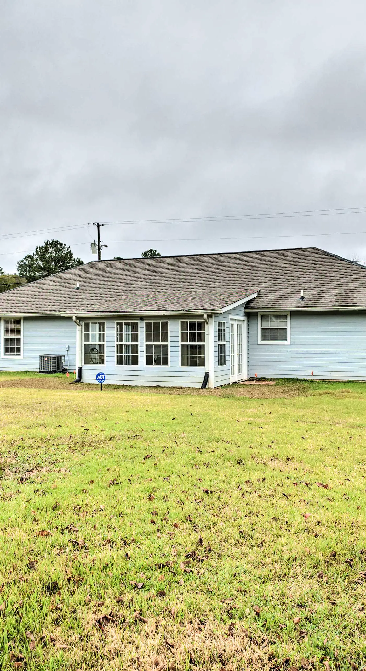 Ocean Springs Home w/ Sunroom ~ 5 Mi to Beach
