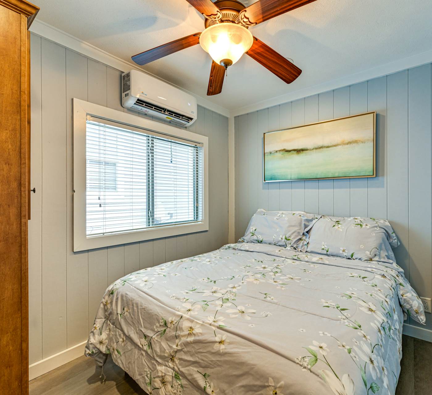 Waterfront Living & Resort Perks! Lake Norman Stay
