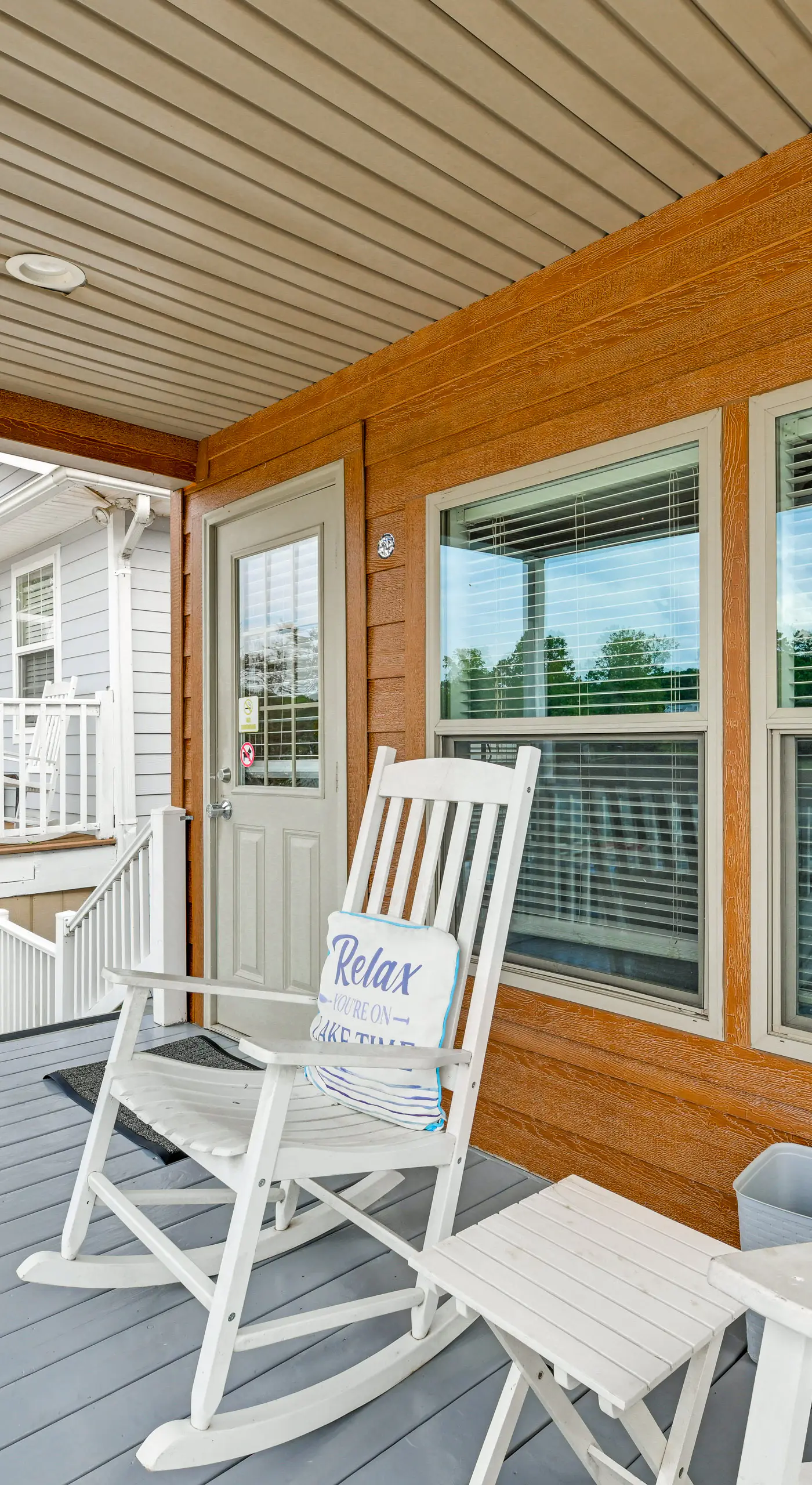 Waterfront Living & Resort Perks! Lake Norman Stay
