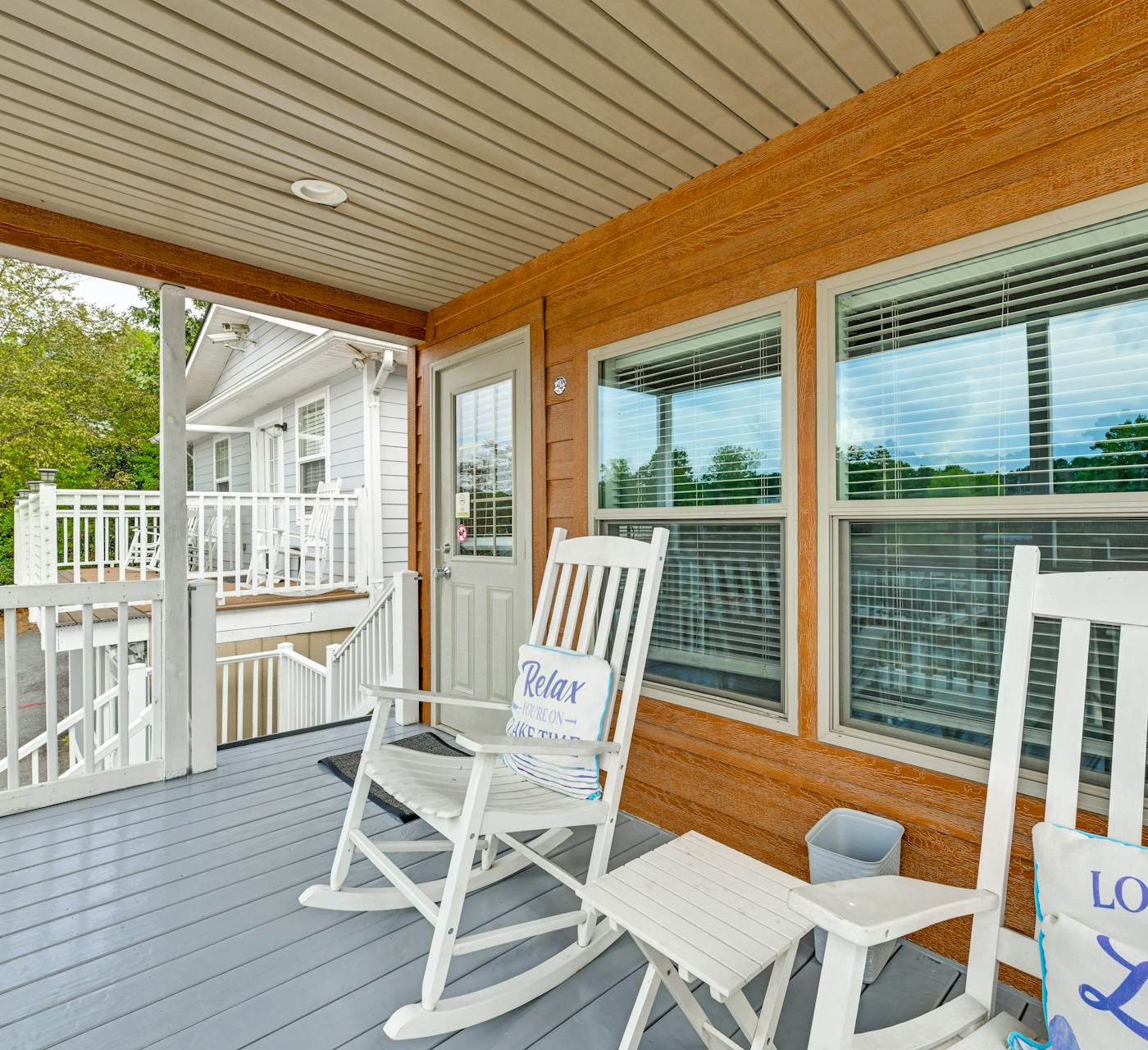 Waterfront Living & Resort Perks! Lake Norman Stay