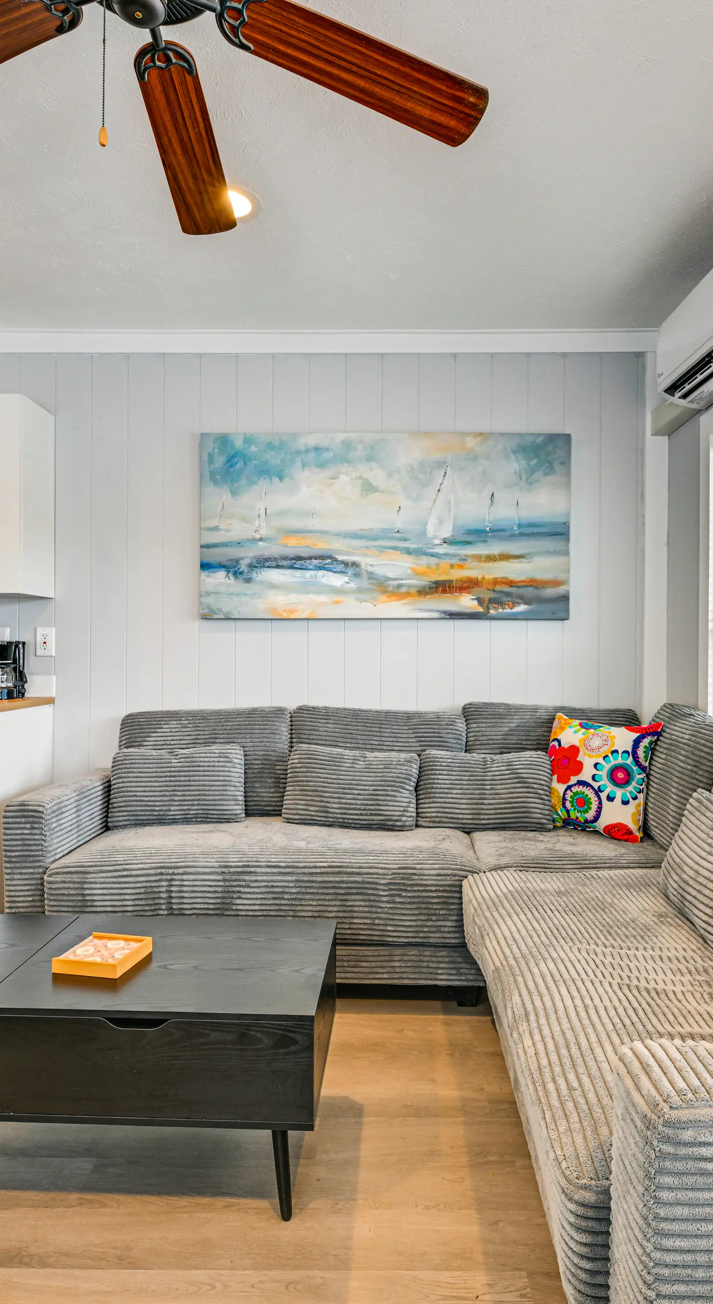 Waterfront Living & Resort Perks! Lake Norman Stay