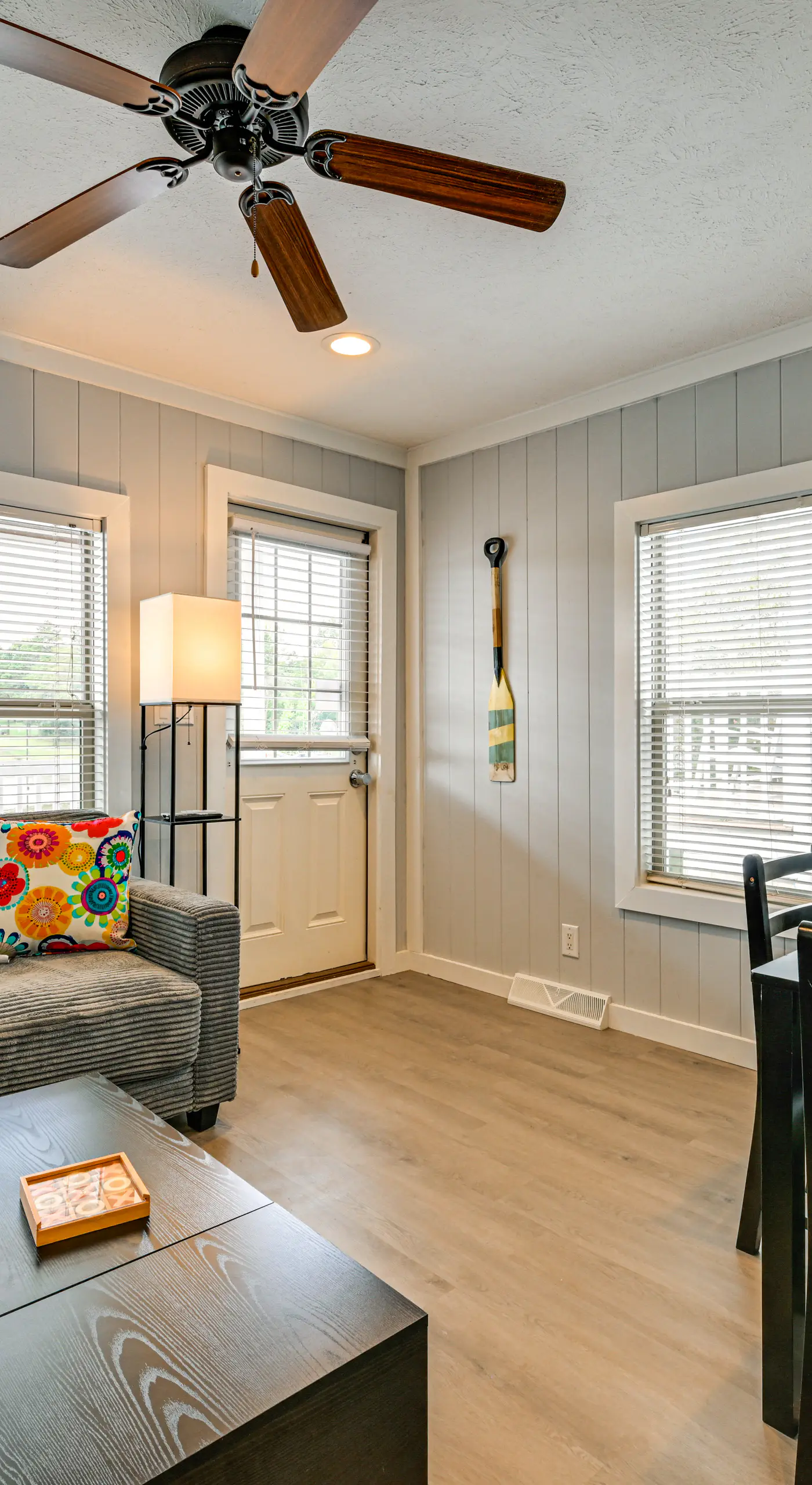Waterfront Living & Resort Perks! Lake Norman Stay
