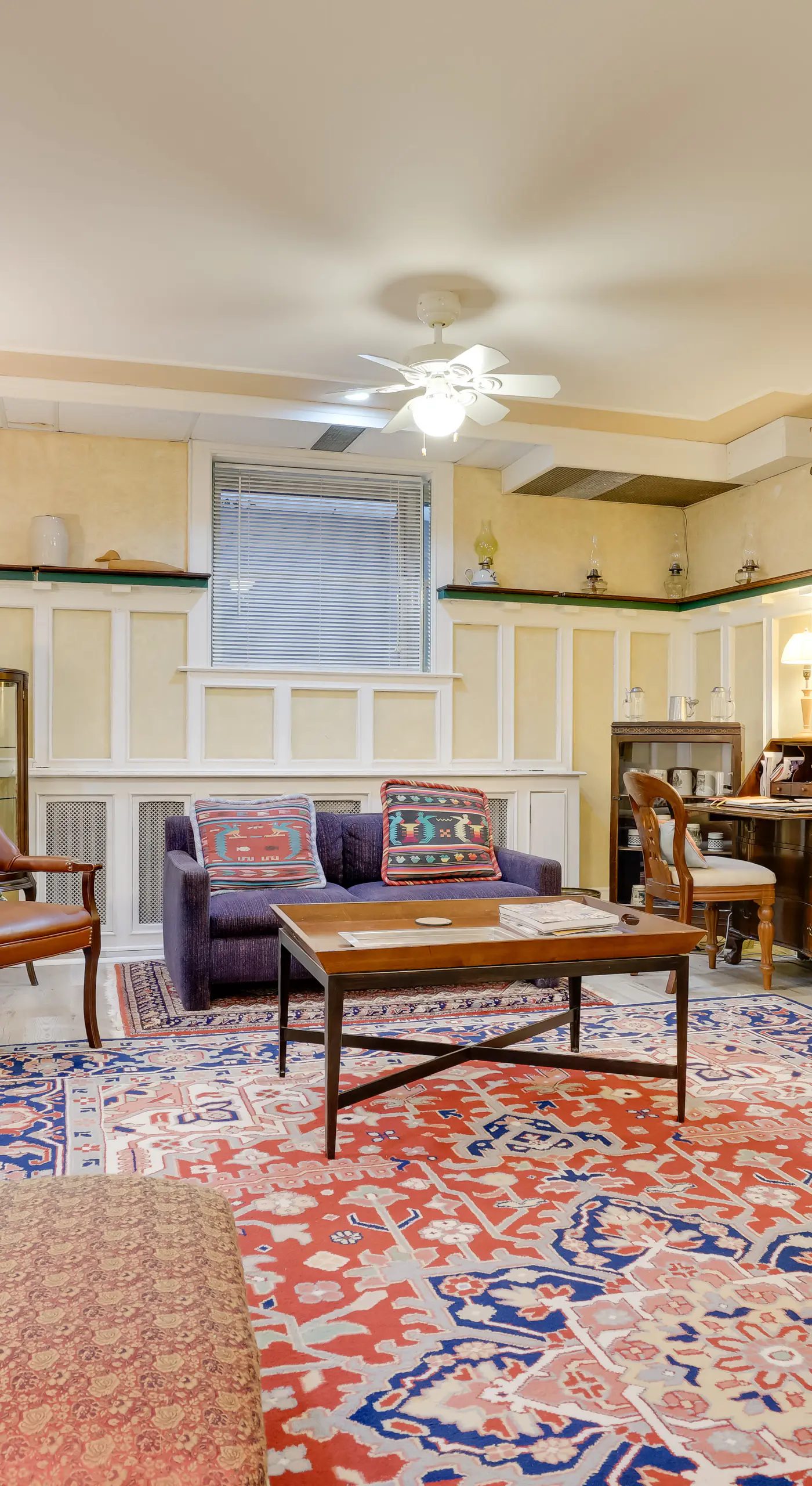 2 Mi to Dtwn Minneapolis: Lowry Hill Apt w/ Patio